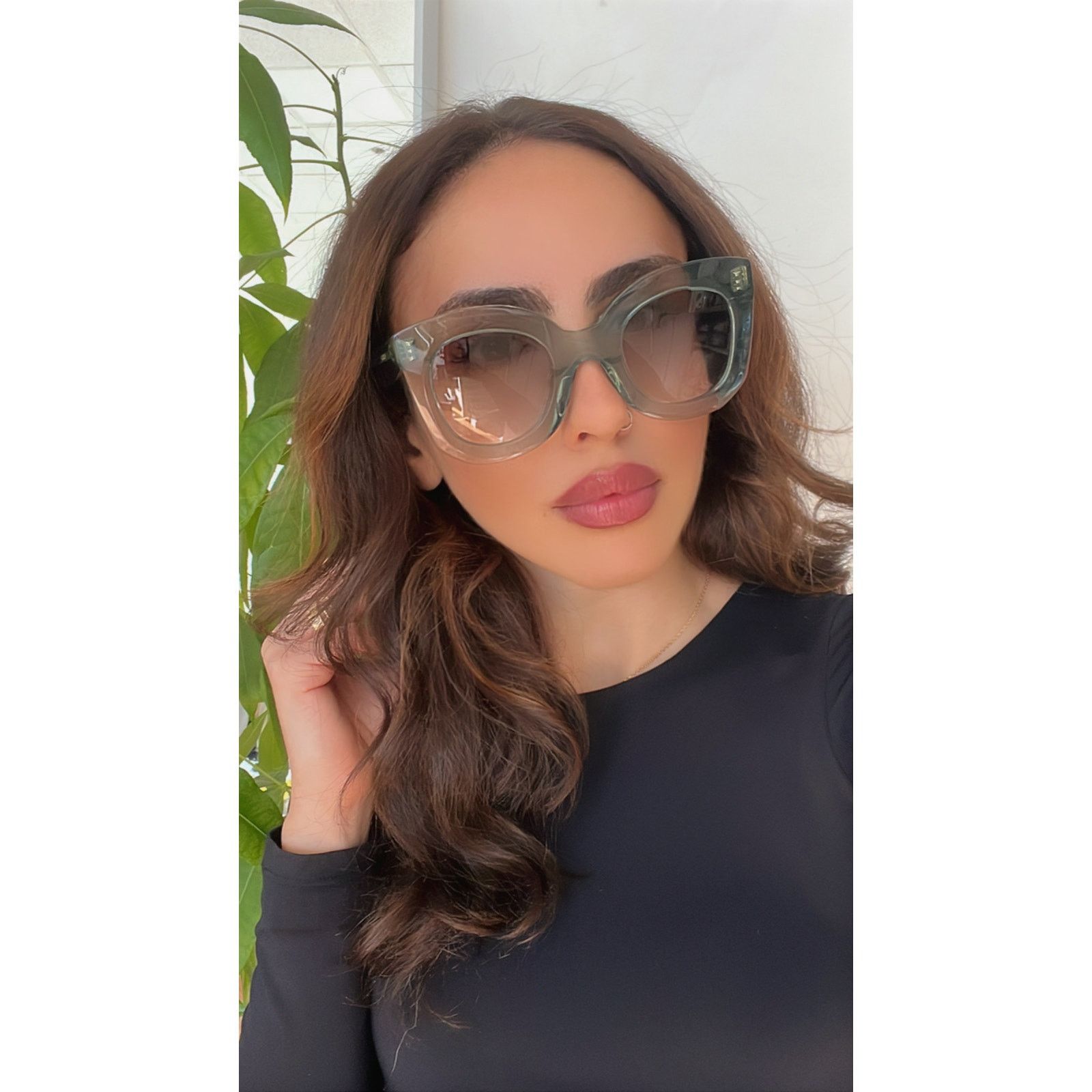 NEW Celine CL40256I Transparent Green Sunglasses Celine Green-Grey Sunglasses | CELINE CL40256I Green-Grey  main image 3