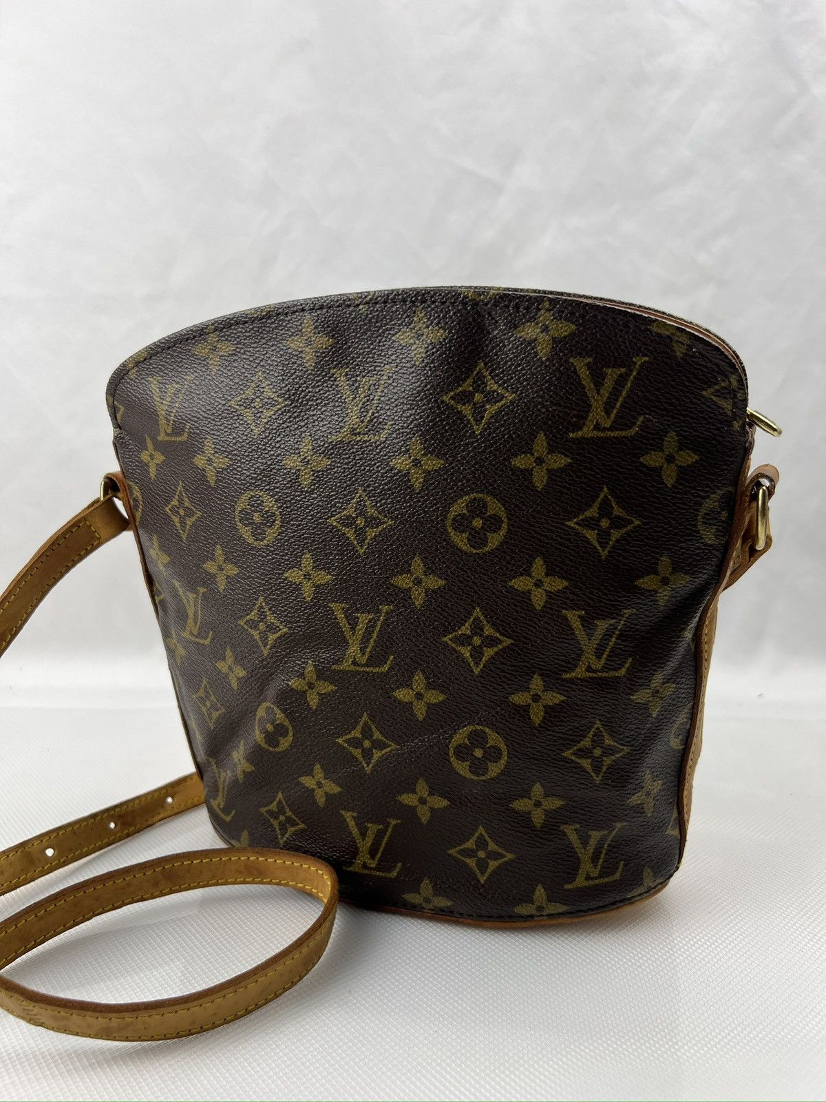 Louis Vuitton Authentic Vintage Louis Vuitton DROUOT Crossbody Bag Size ONE SIZE - 4 Thumbnail