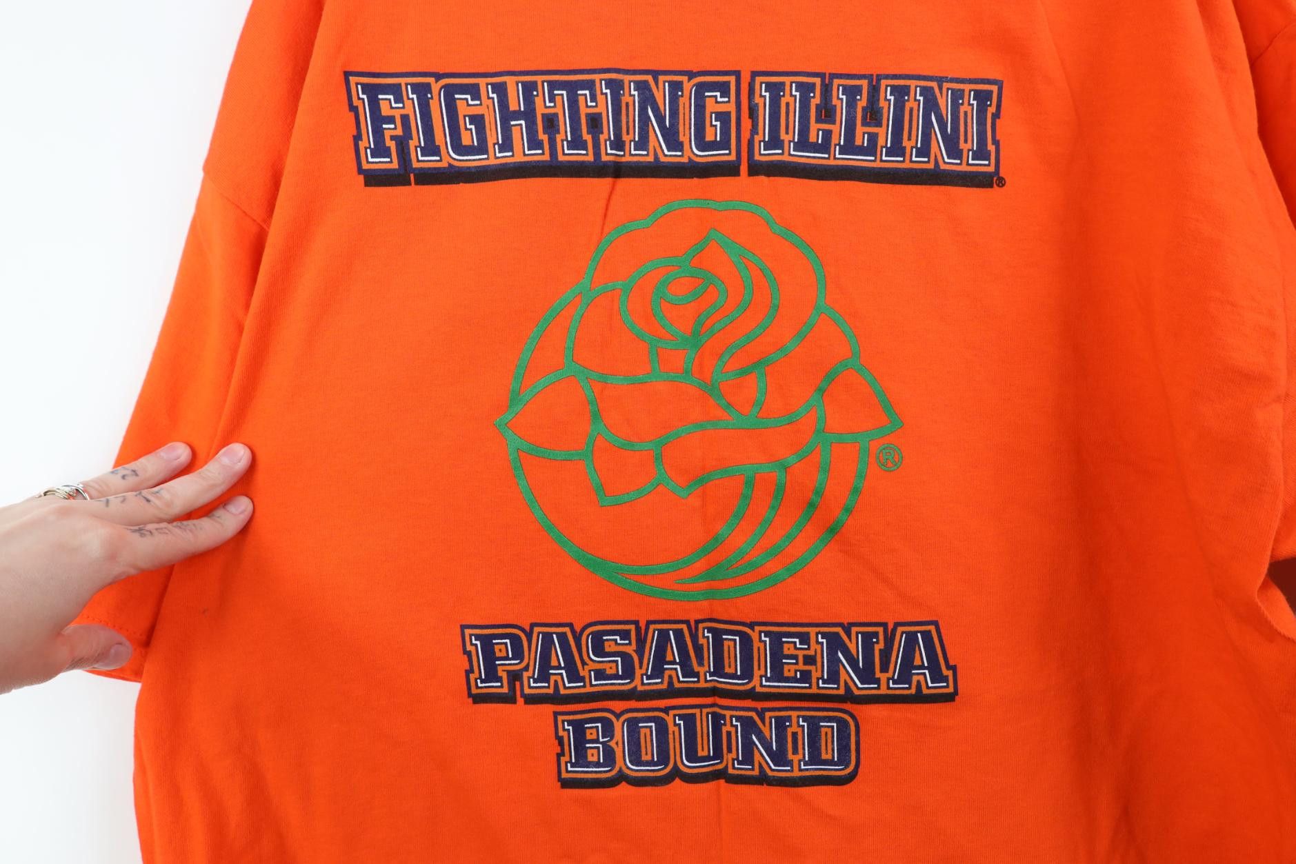 Vintage Vintage Y2K 2008 Rose Bowl University of Illinois T-Shirt Size US XL / EU 56 / 4 - 12 Thumbnail