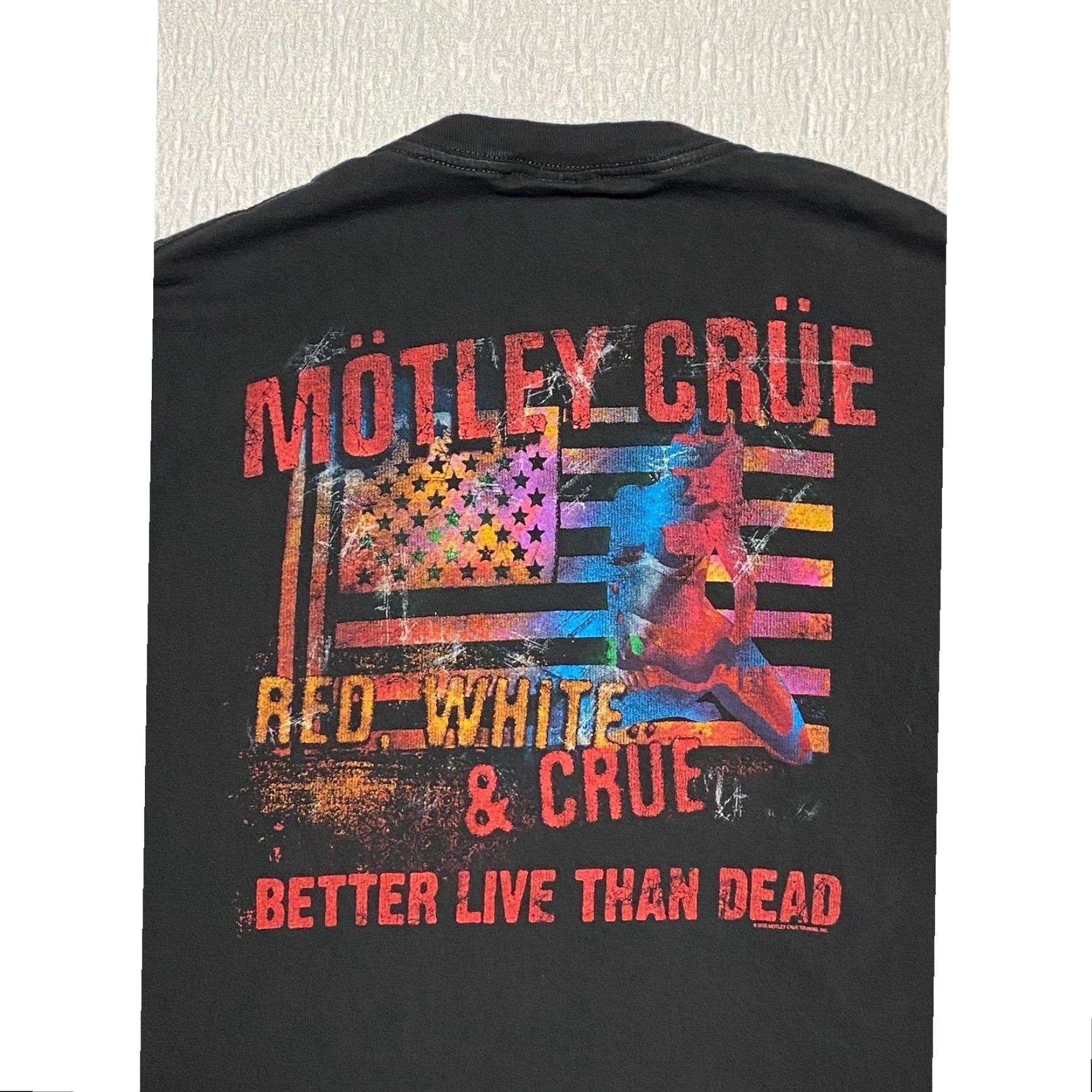 Vintage VINTAGE Motley Crue Red White Tour Band Graphic T Shirt Men's L Black Cotton Crew Neck Short Sleeve Winterland Brand Size US L / EU 52-54 / 3 - 4 Thumbnail