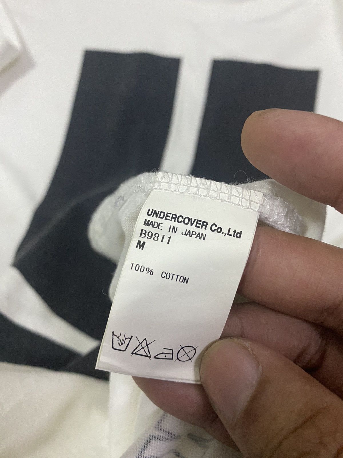 Undercover Undercover big Logo "we make noise not clothes" Size US M / EU 48-50 / 2 - 4 Thumbnail
