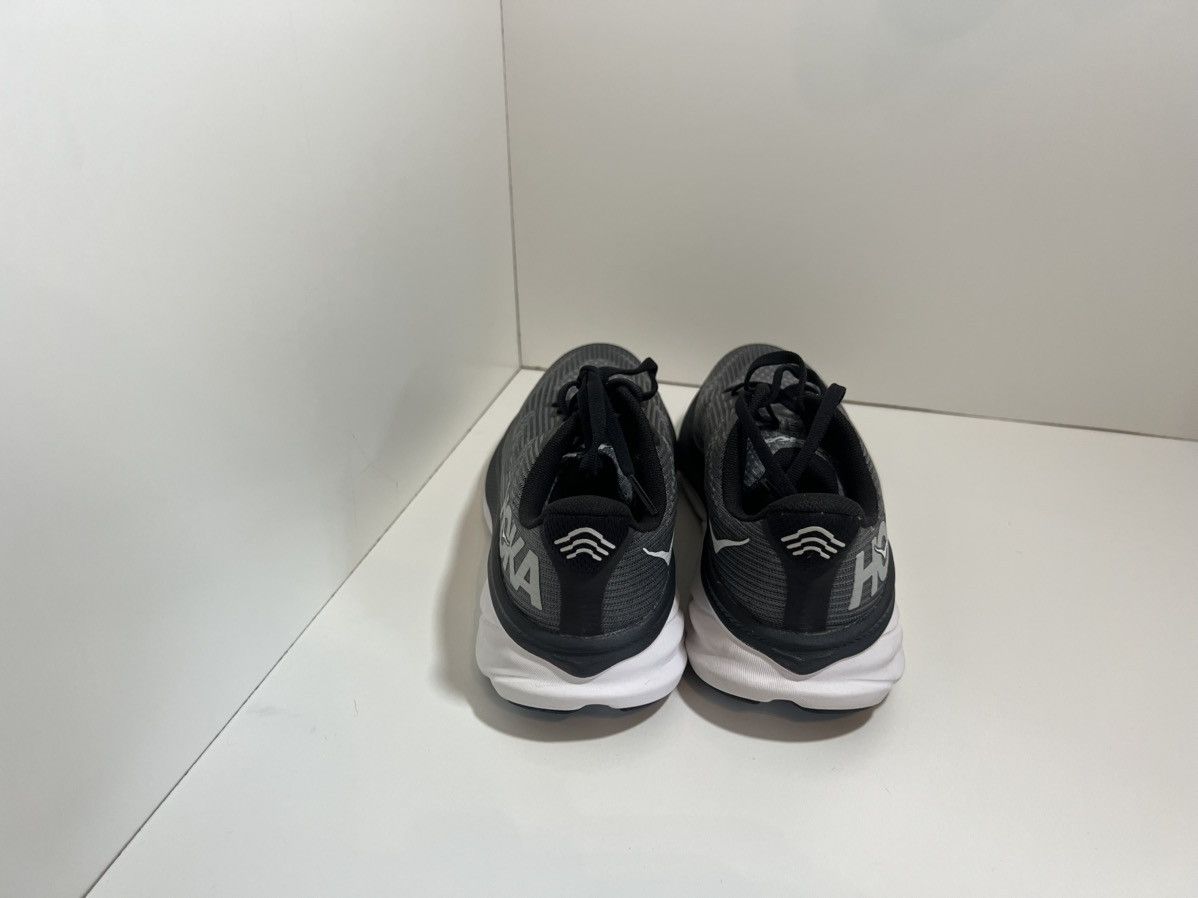 Hoka Size 5y - Hoka One One Clifton 9 Black White GS Size US 5 / EU 37 - 6 Thumbnail