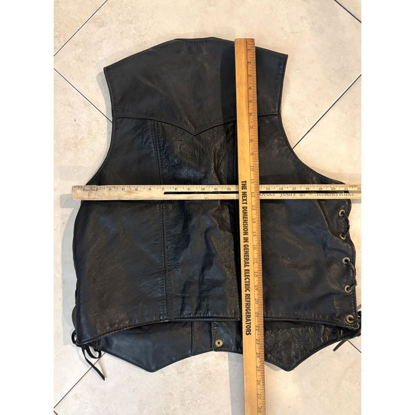Vintage VINTAGE California Creations Leathers Vest Mens 48 Black Leather Made USA Snap Side Lace Biker Riding Front Welt Pockets Western Yoke Mens Jeans? Size US M / EU 48-50 / 2 - 5 Thumbnail
