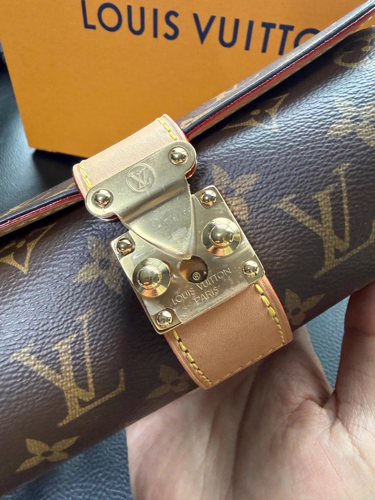 Louis Vuitton LV Monogram S-lock Leather Jewelry Case Brown Size ONE SIZE - 3 Thumbnail