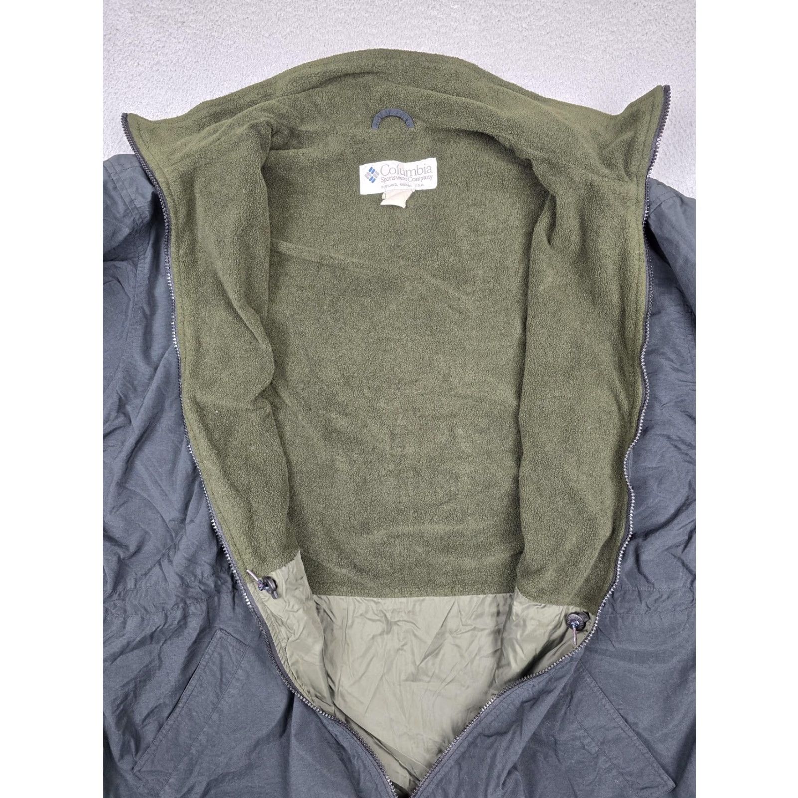 Vintage VINTAGE Columbia Jacket Mens 2XL Gray Mid-Length Parka Lined Insulated 90s Size US XXL / EU 58 / 5 - 2 Thumbnail