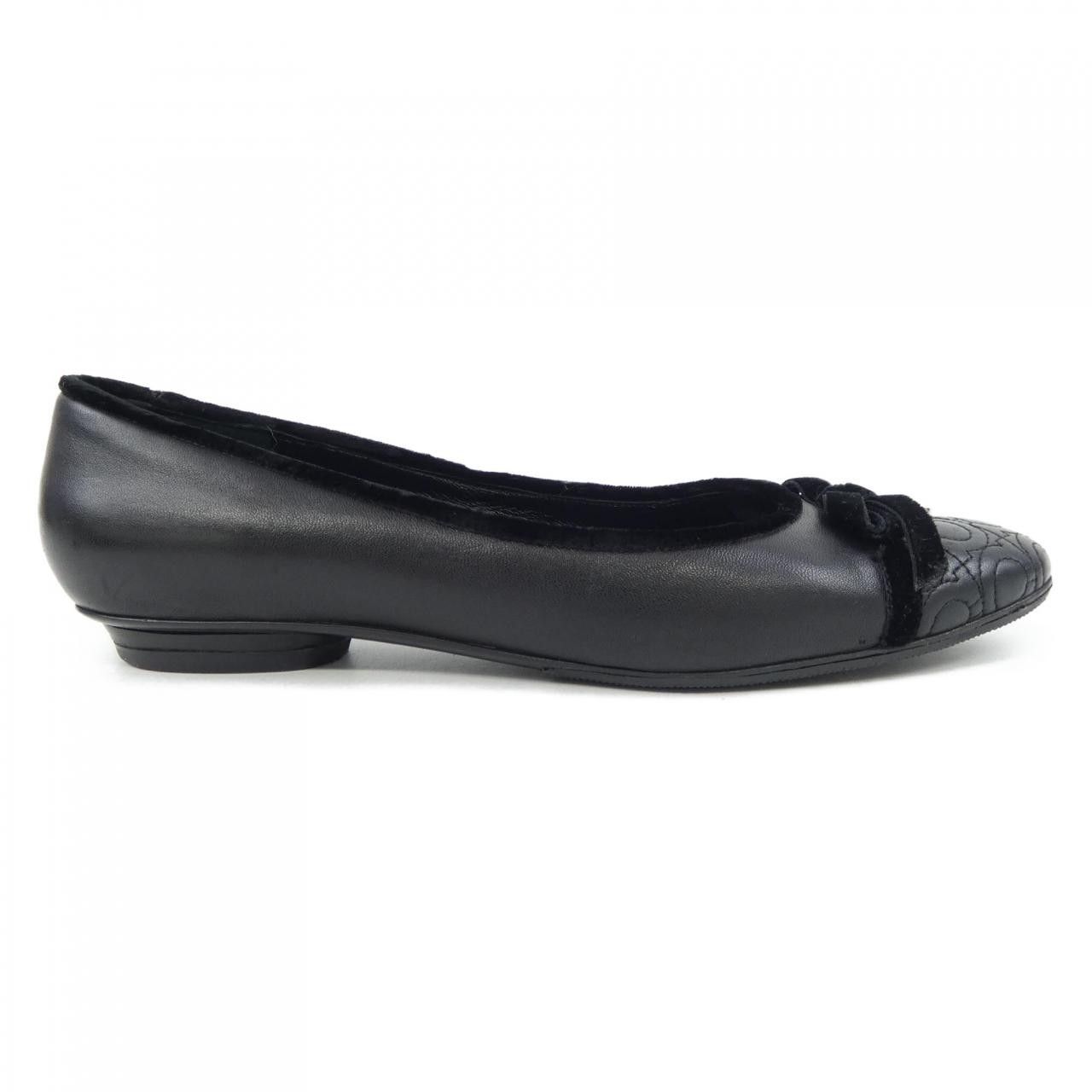 Salvatore Ferragamo Salvatore Ferragamo Salvatore Ferragamo Leather Shoes Others Shoes DUTY FREE for USA Size ONE SIZE - 1 Thumbnail