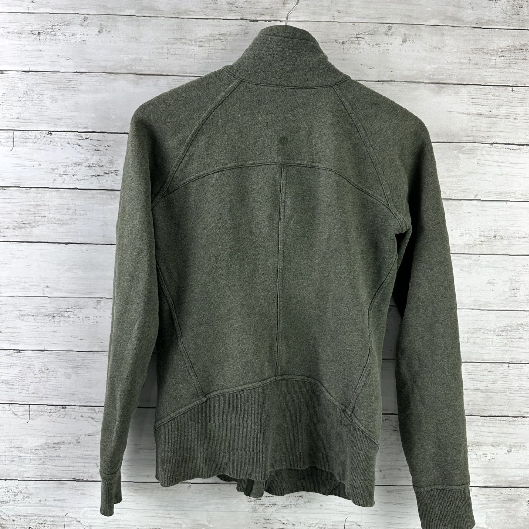 Lululemon Lululemon Huddle Hustle Jacket Womens 4 Green Full Zip Thumbholes Shirt/Coat/Outerwear Athleisure 90s? (Wait) Size S / US 4 / IT 40 - 7 Thumbnail