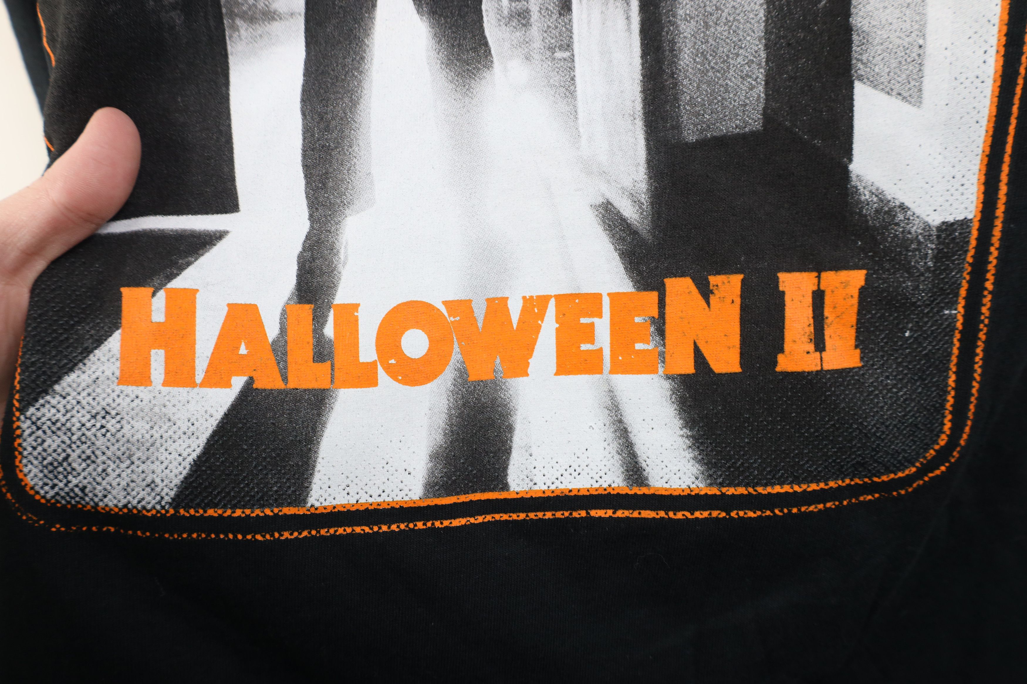 Vintage Y2K Streetwear Michael Myers Halloween Long Sleeve T-Shirt Size US L / EU 52-54 / 3 - 8 Thumbnail