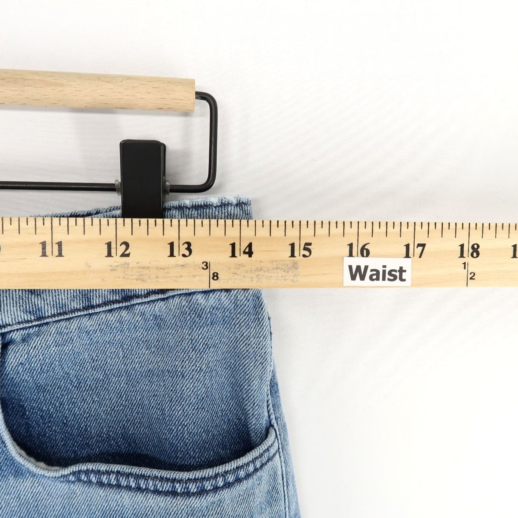 Vintage Item Specifications: Material: Genuine Leather, Thickness: 0.5 inches Size 27" / US 4 / IT 40 - 5 Thumbnail