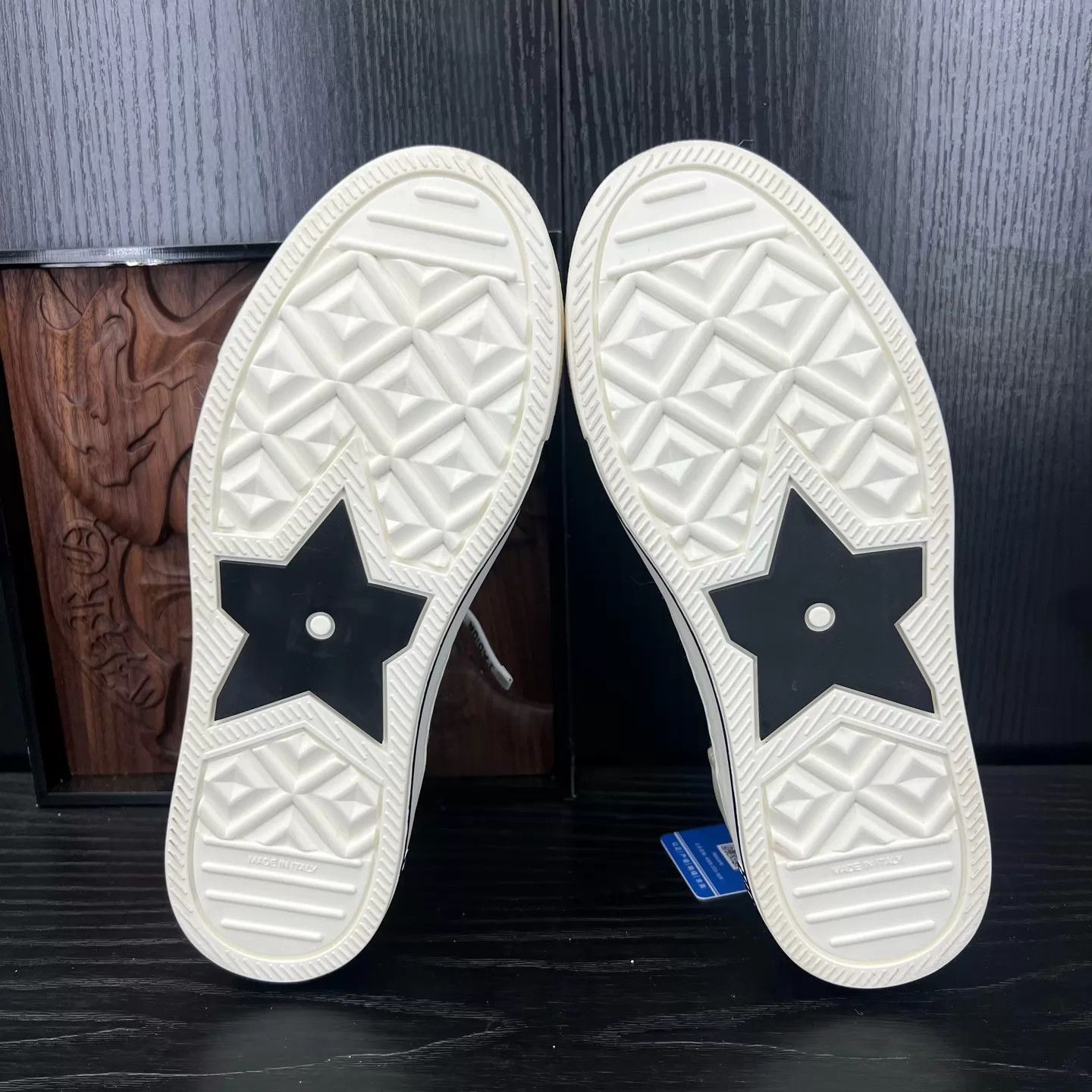 Dior DIOR Walk'n'Dior White 35.5 99 New OG Box Women's Shoes Size US 5 / IT 35 - 7 Thumbnail