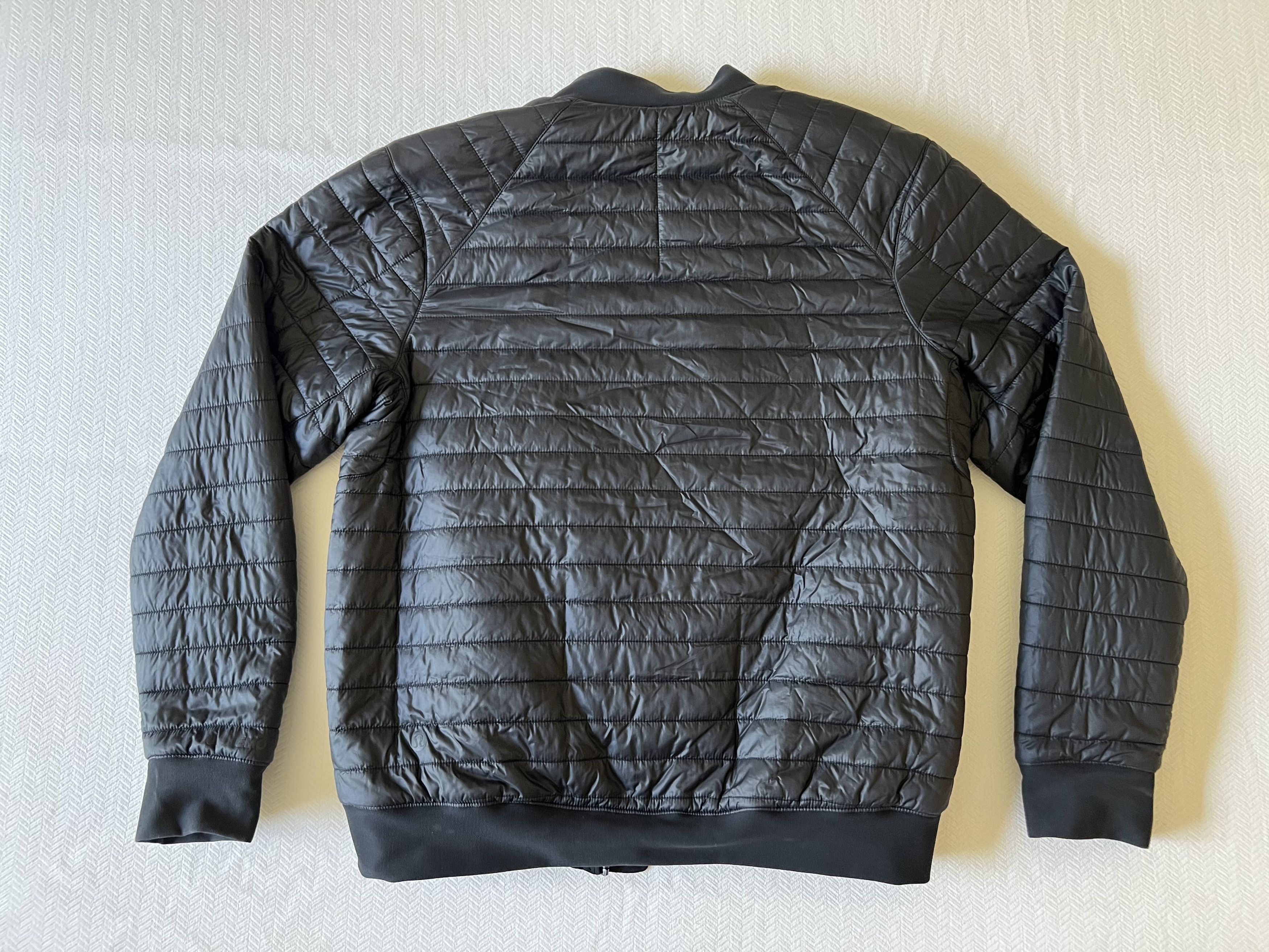 Lululemon Lululemon Switch Over Bomber Reversible - Black/Small Size US S / EU 44-46 / 1 - 8 Thumbnail