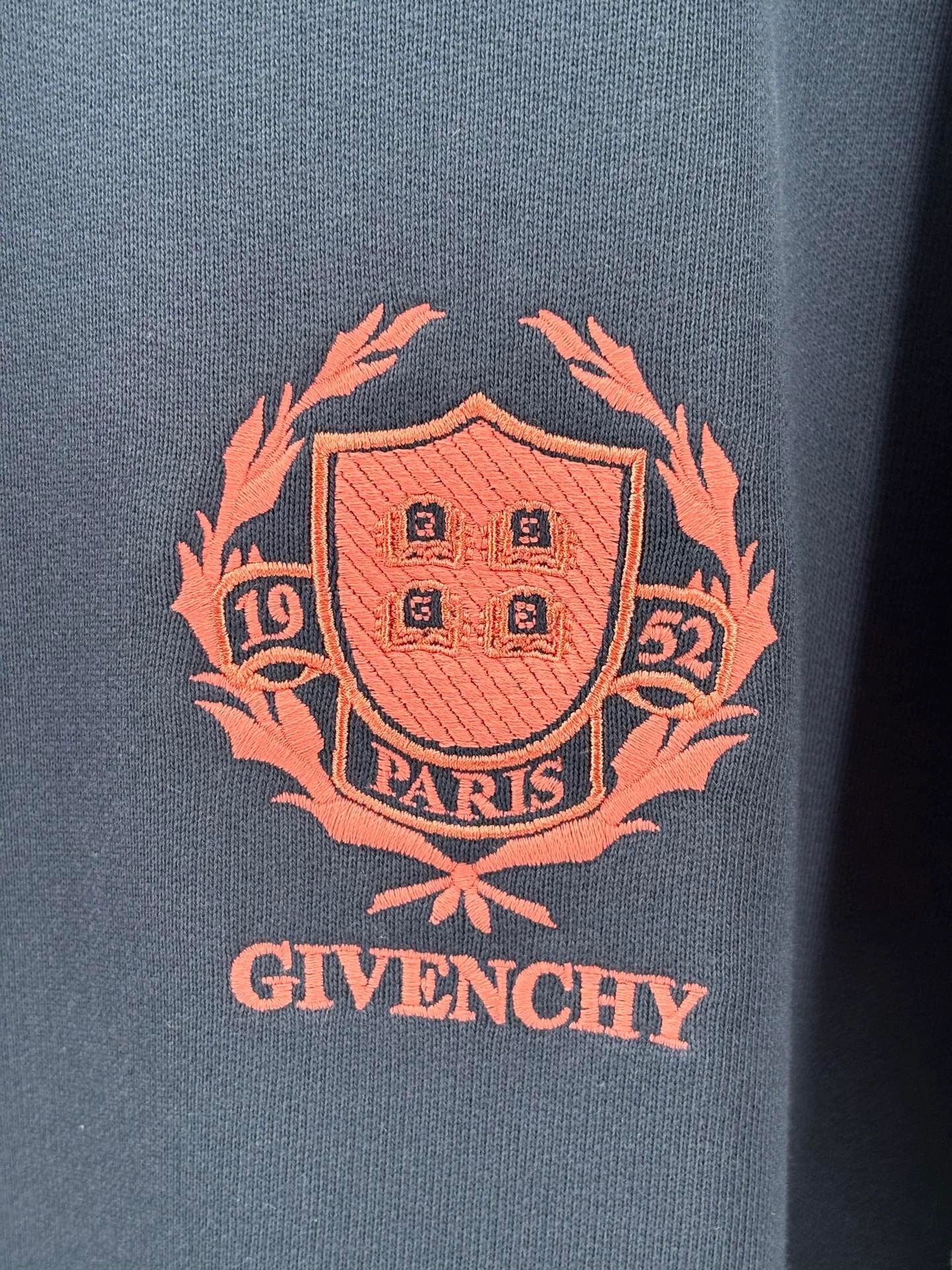 Givenchy Givenchy Men's Blue Sweatshirt with Logo Size US L / EU 52-54 / 3 - 2 Thumbnail