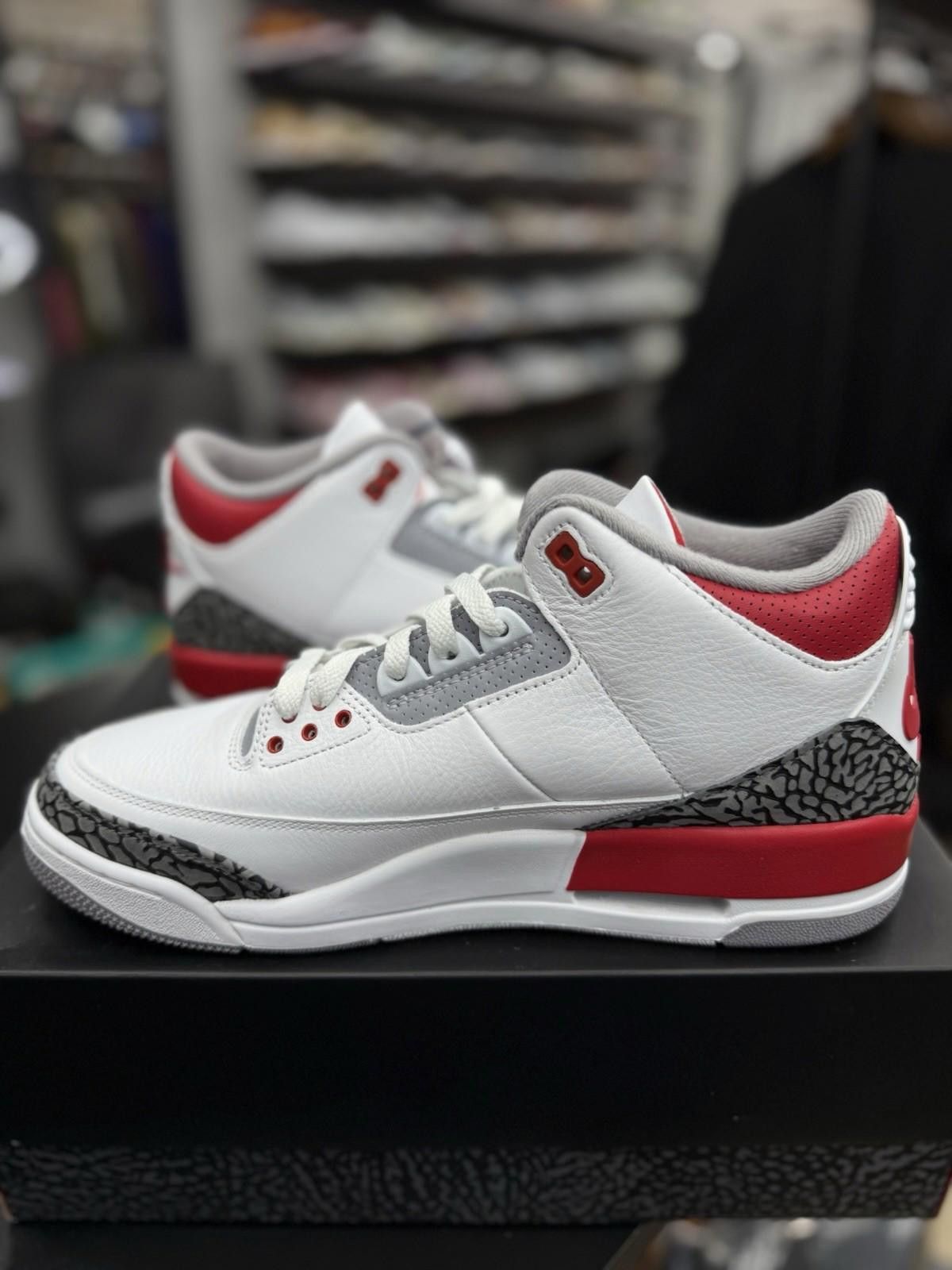 Jordan Brand Air Jordan 3 Fire Red 2022 DN3707-160 Size 10 (NEW) Size US 10 / EU 43 - 7 Thumbnail