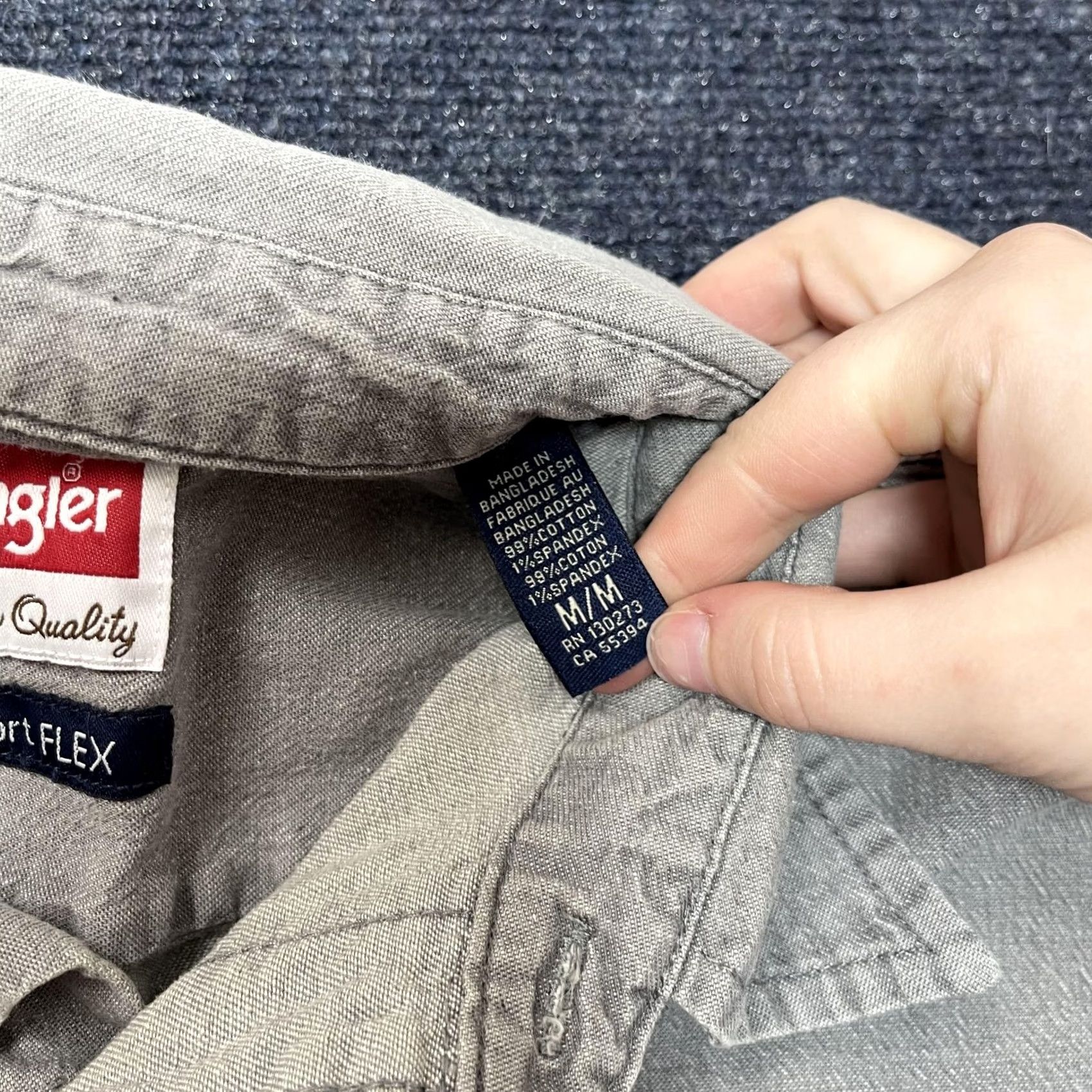 Wrangler Wrangler Shirt Mens Medium Gray Denim Long Sleeve Button Up Stretch Comfort Flex Size US M / EU 48-50 / 2 - 4 Thumbnail