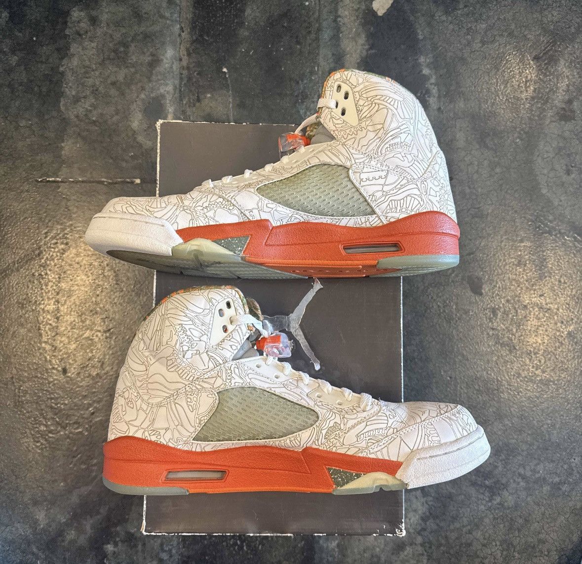 Nike Jordan 5 Laser (2007) Size US 13 / EU 46 - 2 Thumbnail