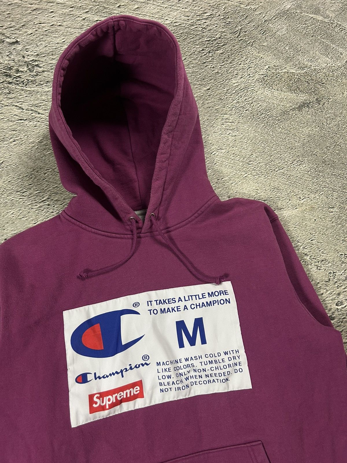 Champion × Supreme Supreme Champion Tag Hoodie purple Size US M / EU 48-50 / 2 - 3 Thumbnail