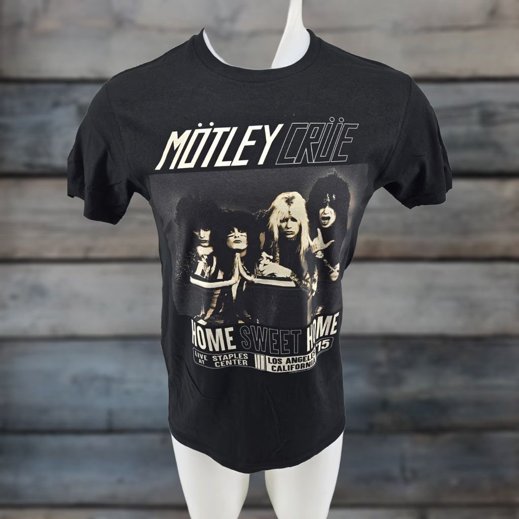 Vintage Motley Crue Home Sweet Home Music Shirt REPRINT Size S UNISEX Adults Black Cotton Crew Neck Short Sleeve T-Shirt Women Mens Size US S / EU 44-46 / 1 - 1 Thumbnail