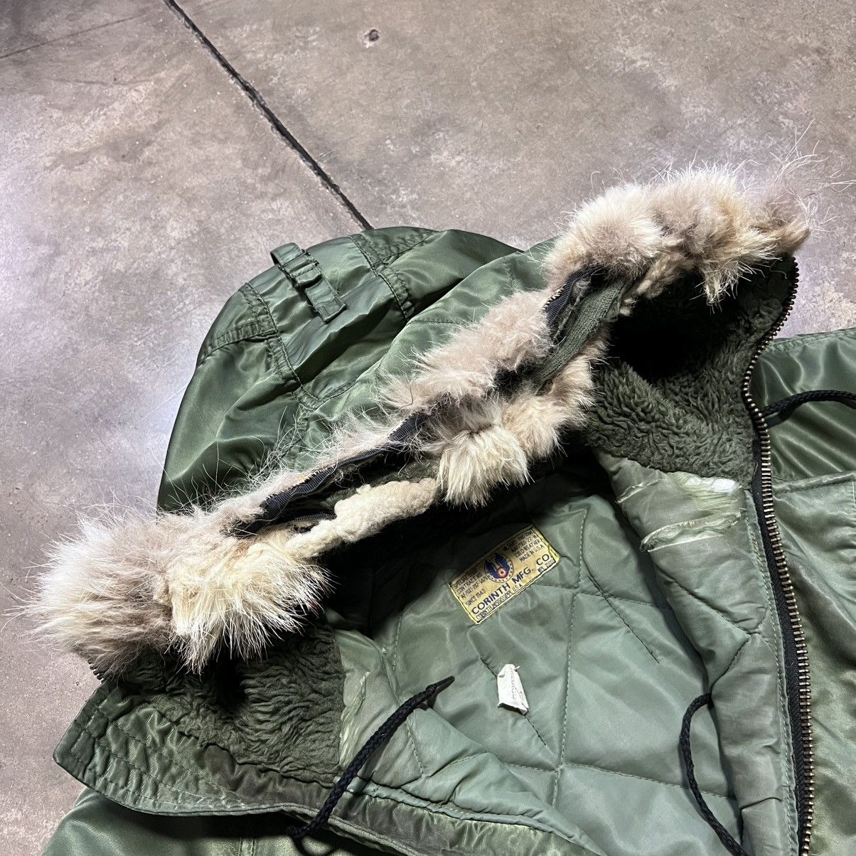 Vintage Vintage Cornith Mfg Military Parka N3B USAF Cold Weather 70s Size US M / EU 48-50 / 2 - 11 Thumbnail