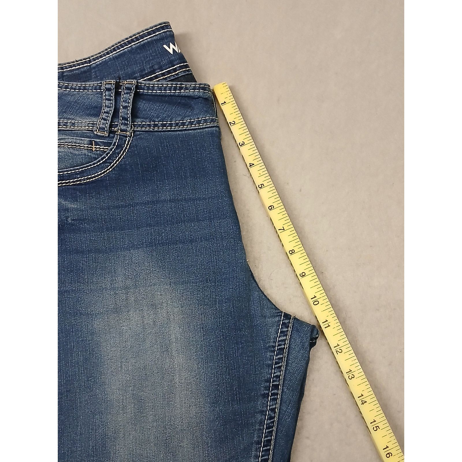 Other Wallflower (15R) Women's Curvy Fit Boot Cut Blue Denim Jeans Size 40" / US 18 - 6 Thumbnail