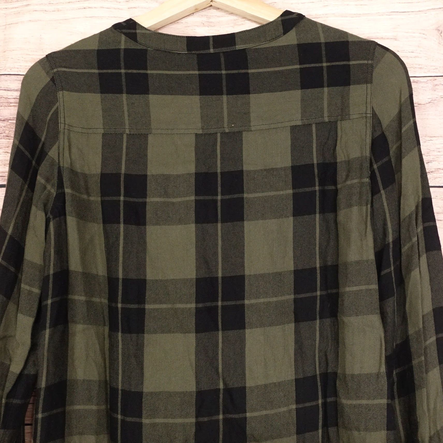 Express Express Women’s XS Green Plaid Lace-Up Long Sleeve Blouse Shirt Rayon Pockets Tunic Size XS / US 0-2 / IT 36-38 - 5 Thumbnail