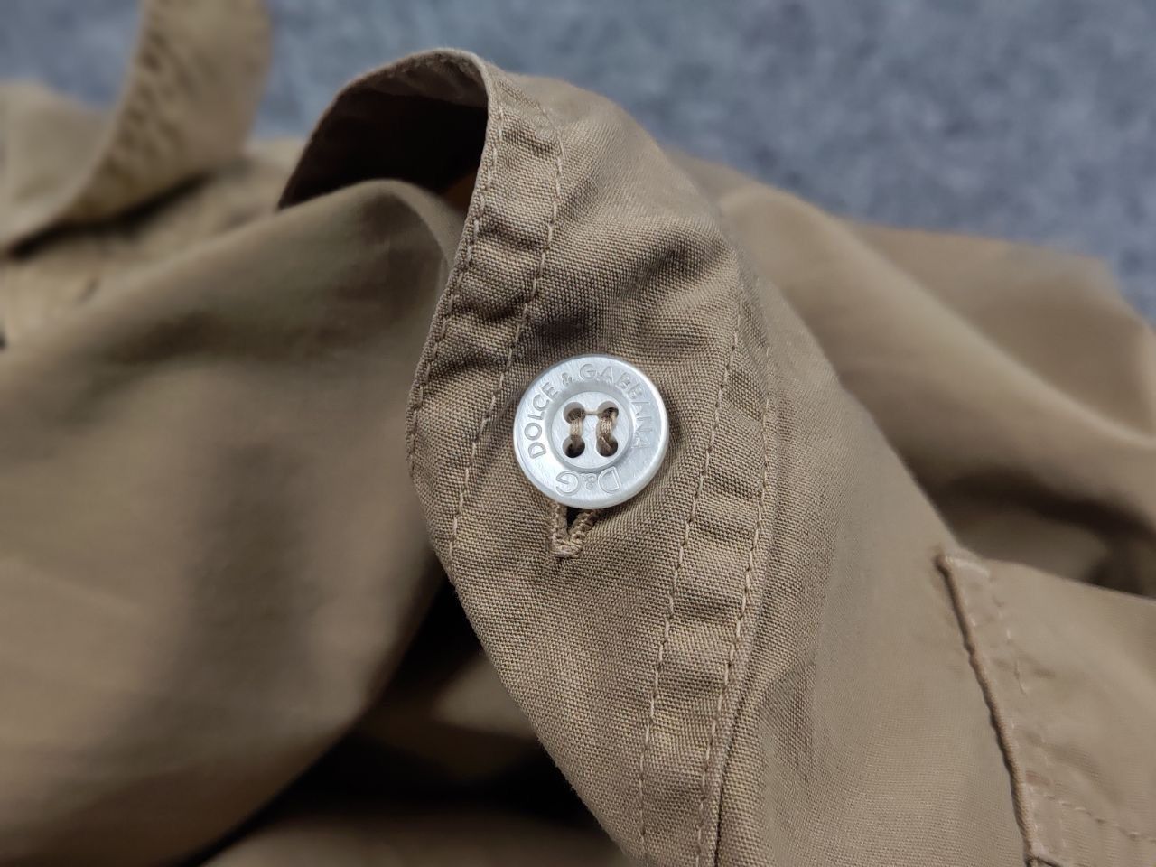 Dolce & Gabbana Vintage Dolce & Gabbana Logo Beige Cotton Button Shirt Size US L / EU 52-54 / 3 - 16 Thumbnail
