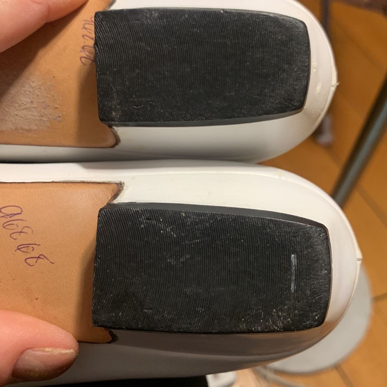Salvatore Ferragamo 80’s Ferragamo Italy ballet flats white gold snakeskin cap Size US 8 / IT 38 - 8 Thumbnail
