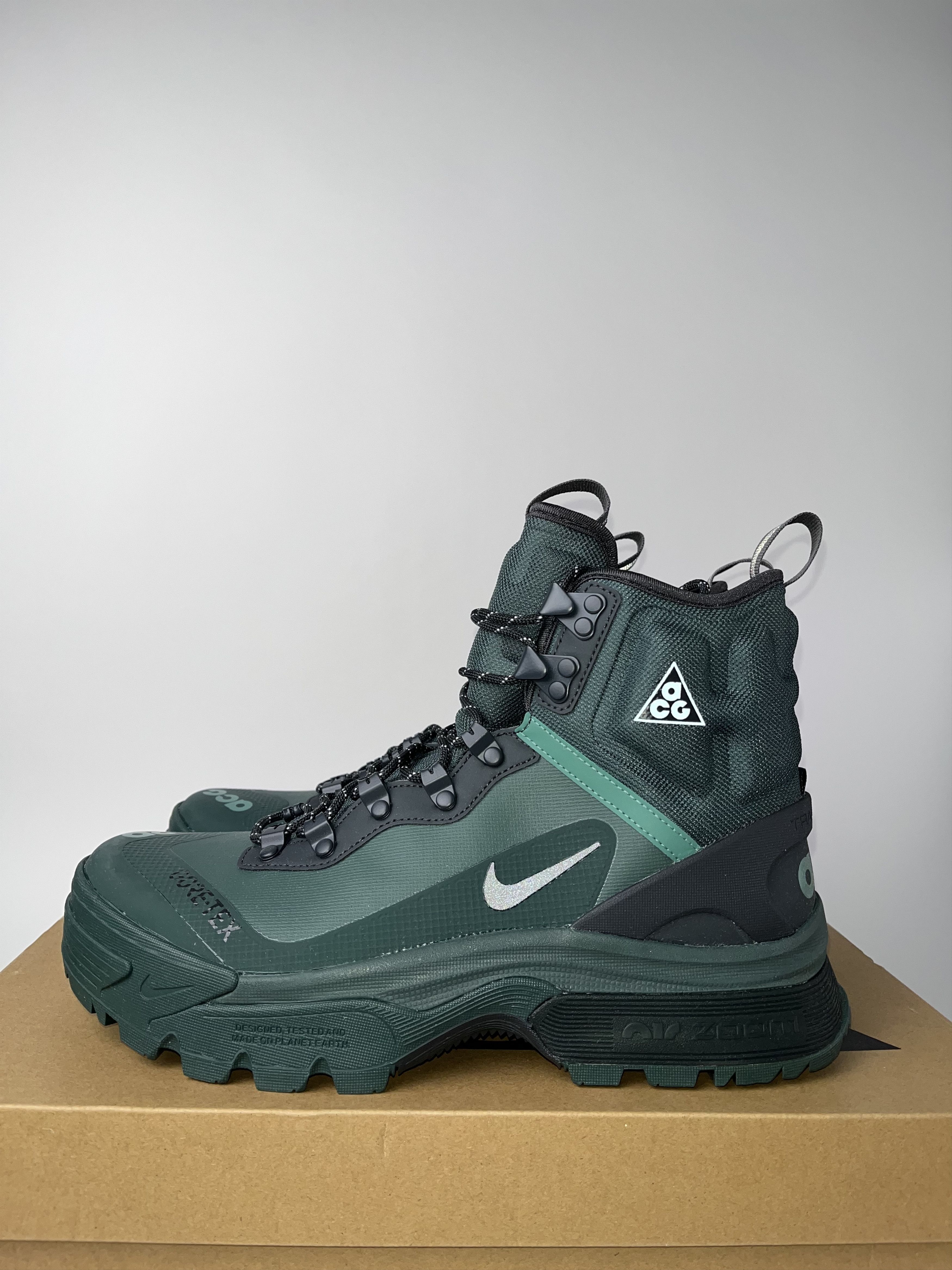 Nike ACG Boots Nike ACG Zoom Gaiadome GORE-TEX Size US 10.5 / EU 43-44 - 2 Thumbnail