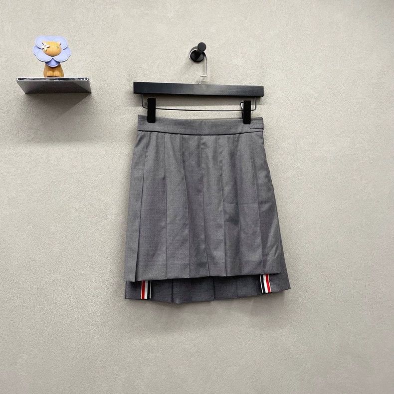 Thom Browne Thom Browne Gray high waist pleated skirt Size 24" / US 00 / IT 34 - 3 Thumbnail