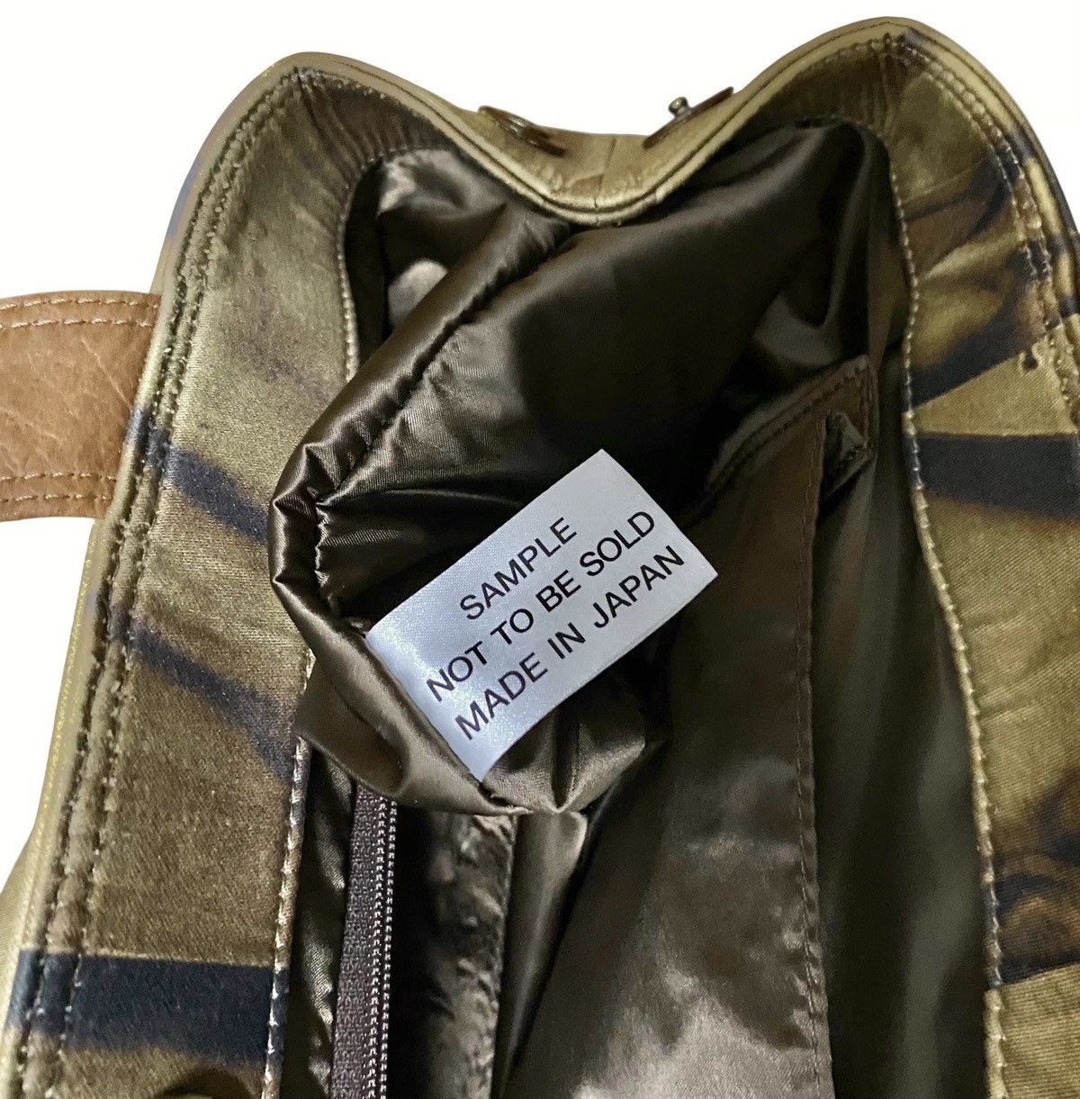 Jean Paul Gaultier Very Rare Vintage Jean Paul Gaultier Sample Hand Bag 2000s Size ONE SIZE - 8 Thumbnail