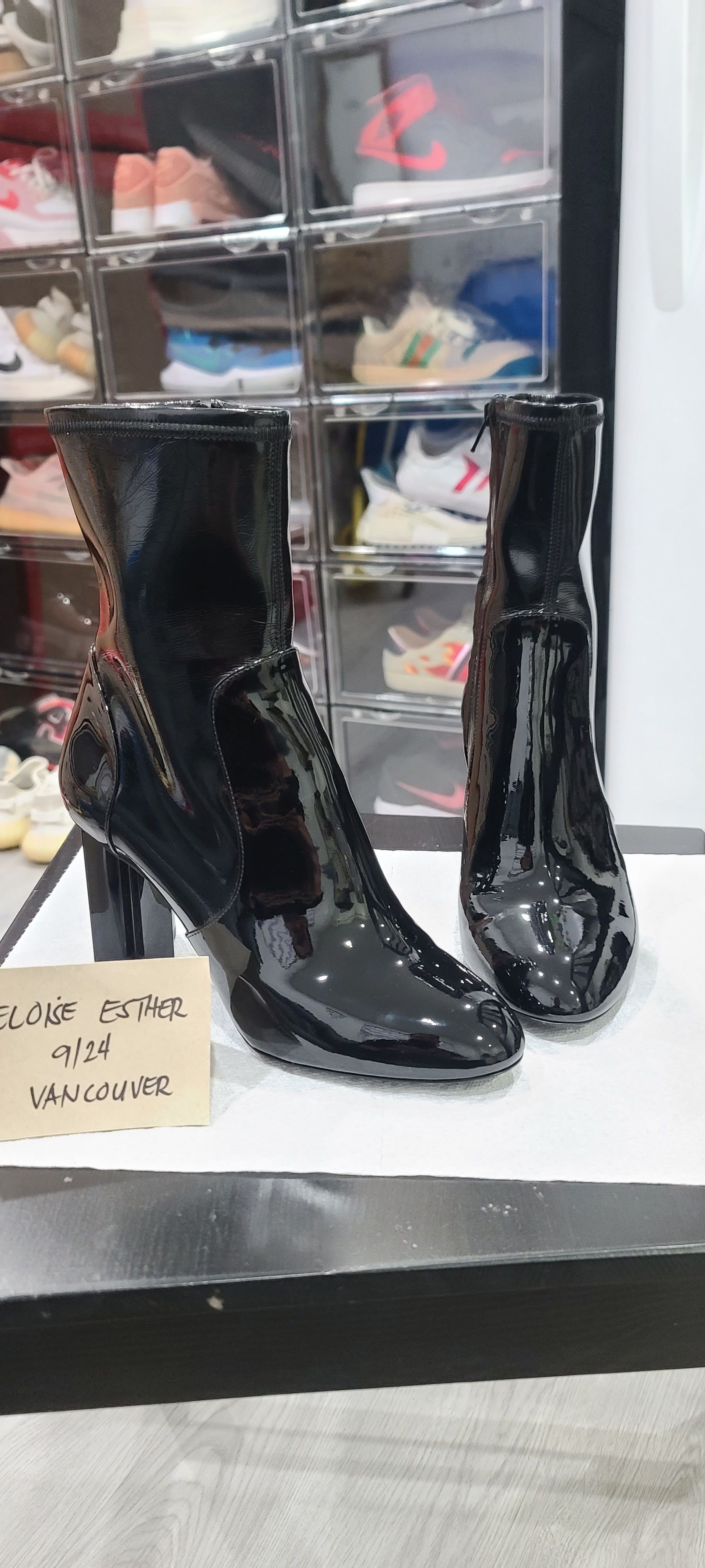 Louis Vuitton LOUIS VUITTON Patent Uniformes Silhouette Ankle Boots Size US 7 / IT 37 - 9 Thumbnail
