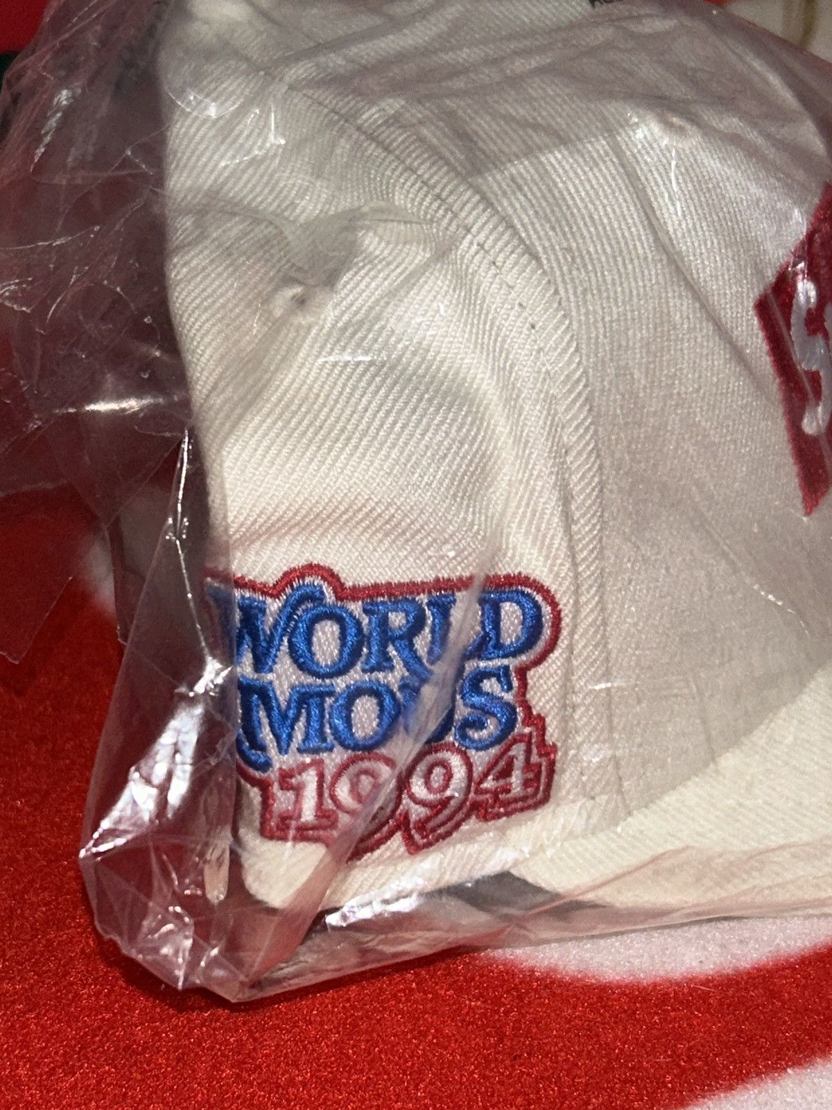 Supreme Supreme World Famous Box Logo New Era Hat FW20 Size ONE SIZE - 3 Thumbnail