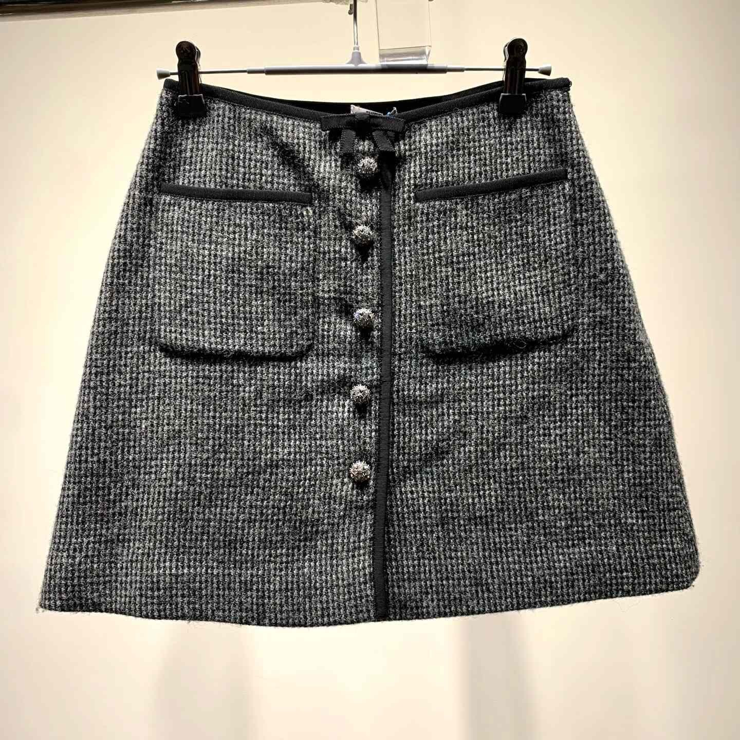Miu Miu Miu Miu Wool Gray Skirt 38 Women Size 38" / US 16 / IT 52 - 1 Thumbnail