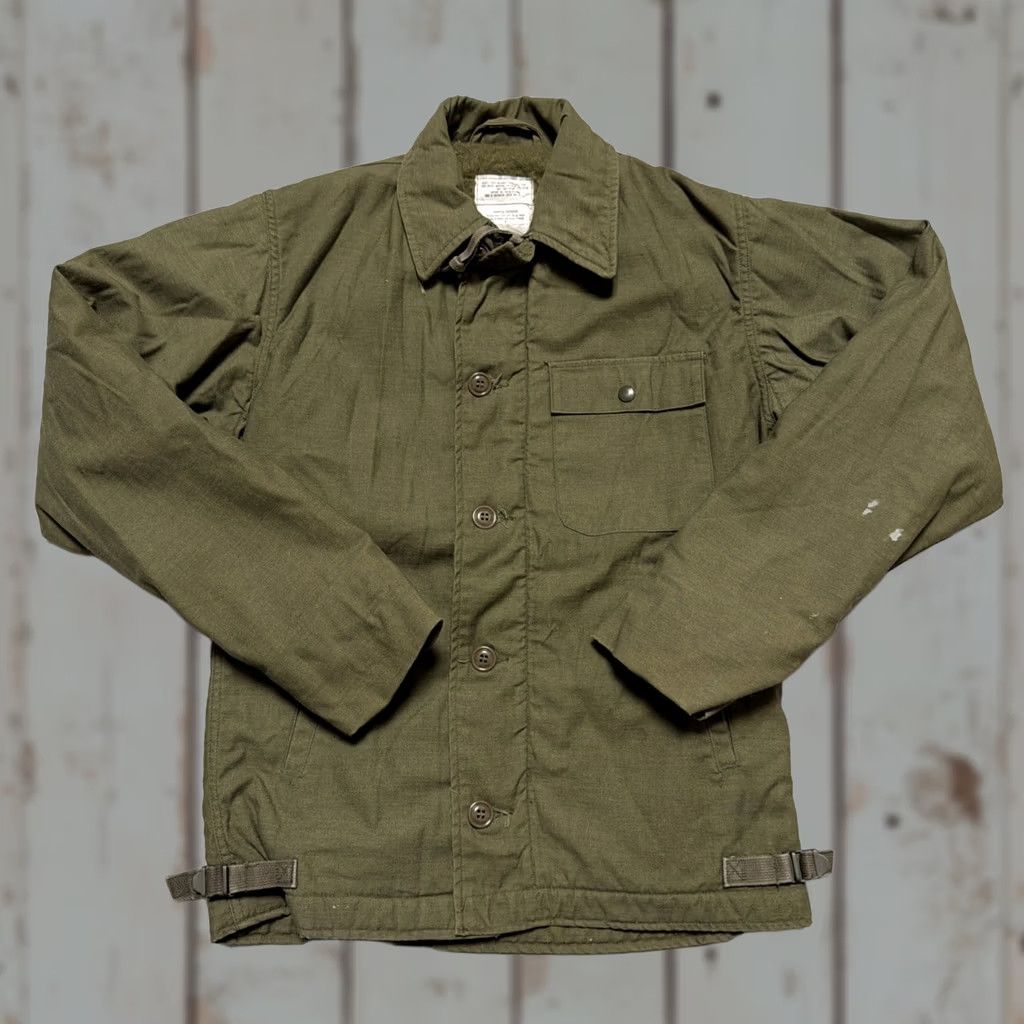 Vintage VINTAGE Centre Mfg. US Military A-2 USN Deck Jacket Lined Jacket S Unworn? Green US NAVY Americana 90s Combat Military Jacket Mens Womens Boys Girls Size US S / EU 44-46 / 1 - 1 Thumbnail