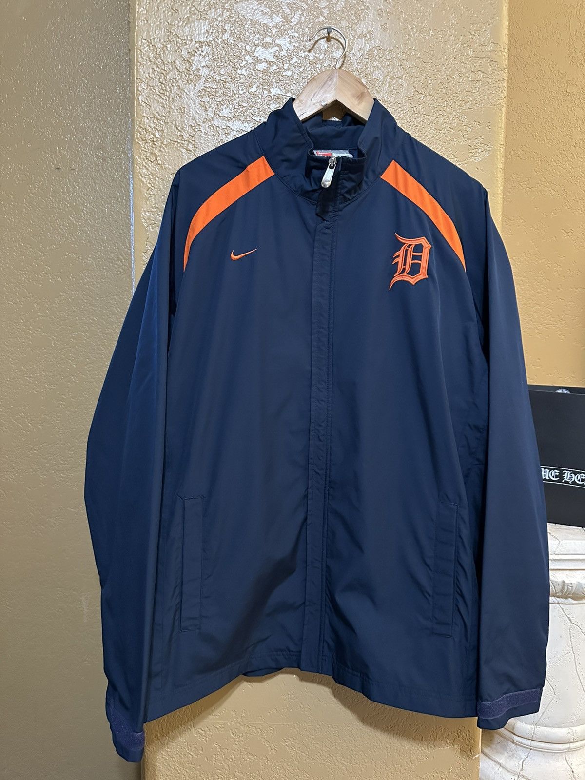 Nike 🐅 vintage Nike Detroit Tigers windbreaker jacket MLB Y2K Size US L / EU 52-54 / 3 - 1 Thumbnail
