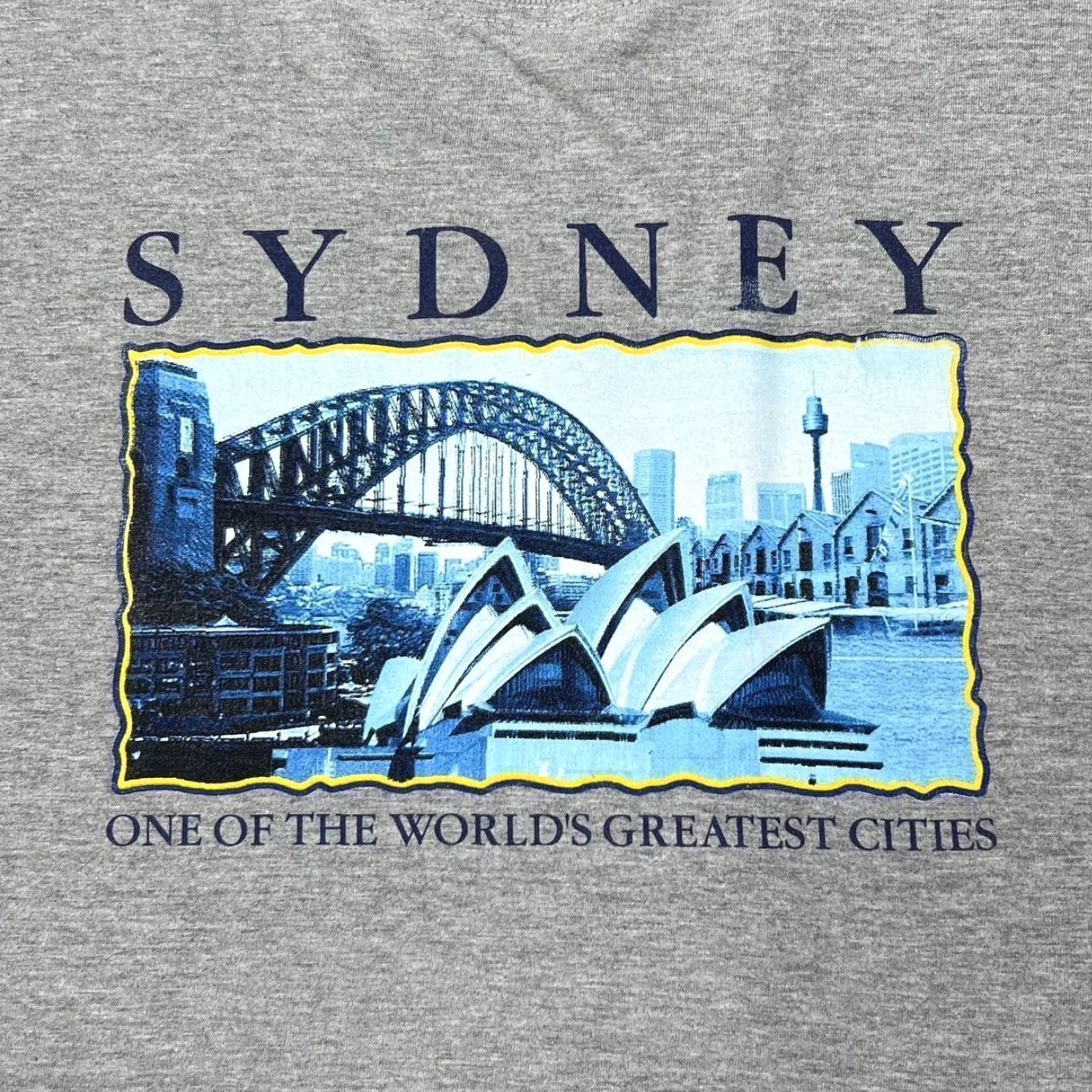 Vintage VINTAGE Sydney One Of The World’s Greatest Cities Australia Souvenir T-Shirt XL Men Grey Graphic Print Short Sleeve Round Neck T-Shirt Mens XS? Size US XL / EU 56 / 4 - 5 Thumbnail