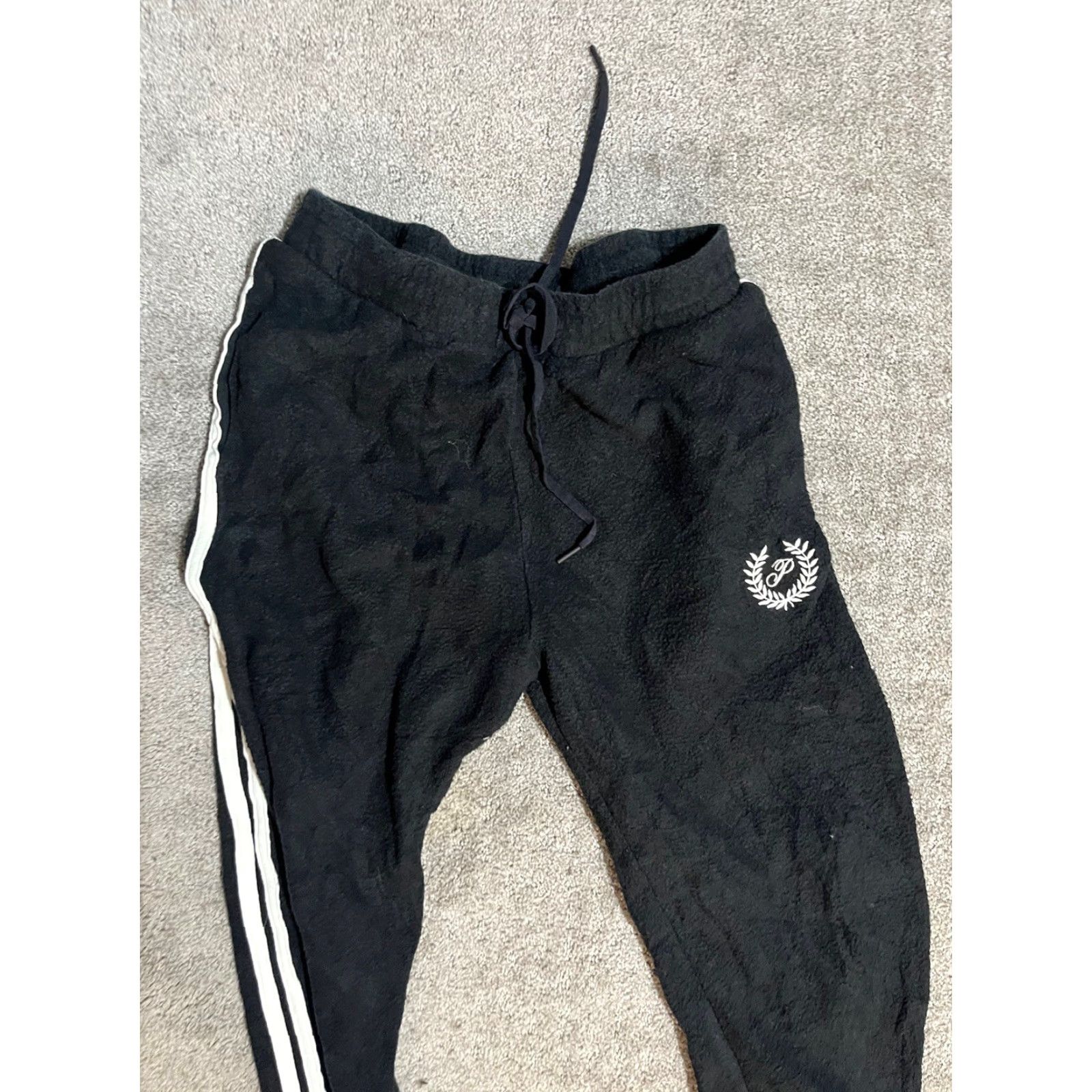 Victoria's Secret Victoria's Secret PINK Sweatpants Women XS Black Jogger Sweatpants Casual Activewear Logo Elastic Drawstring Size 26" / US 2 / IT 38 - 2 Thumbnail