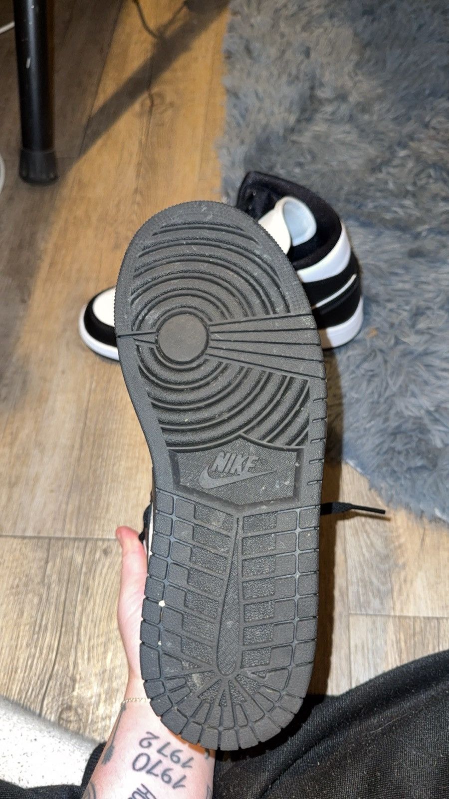Jordan Brand Air Jordan 1 Panda (womens) Size US 8 / IT 38 - 4 Thumbnail