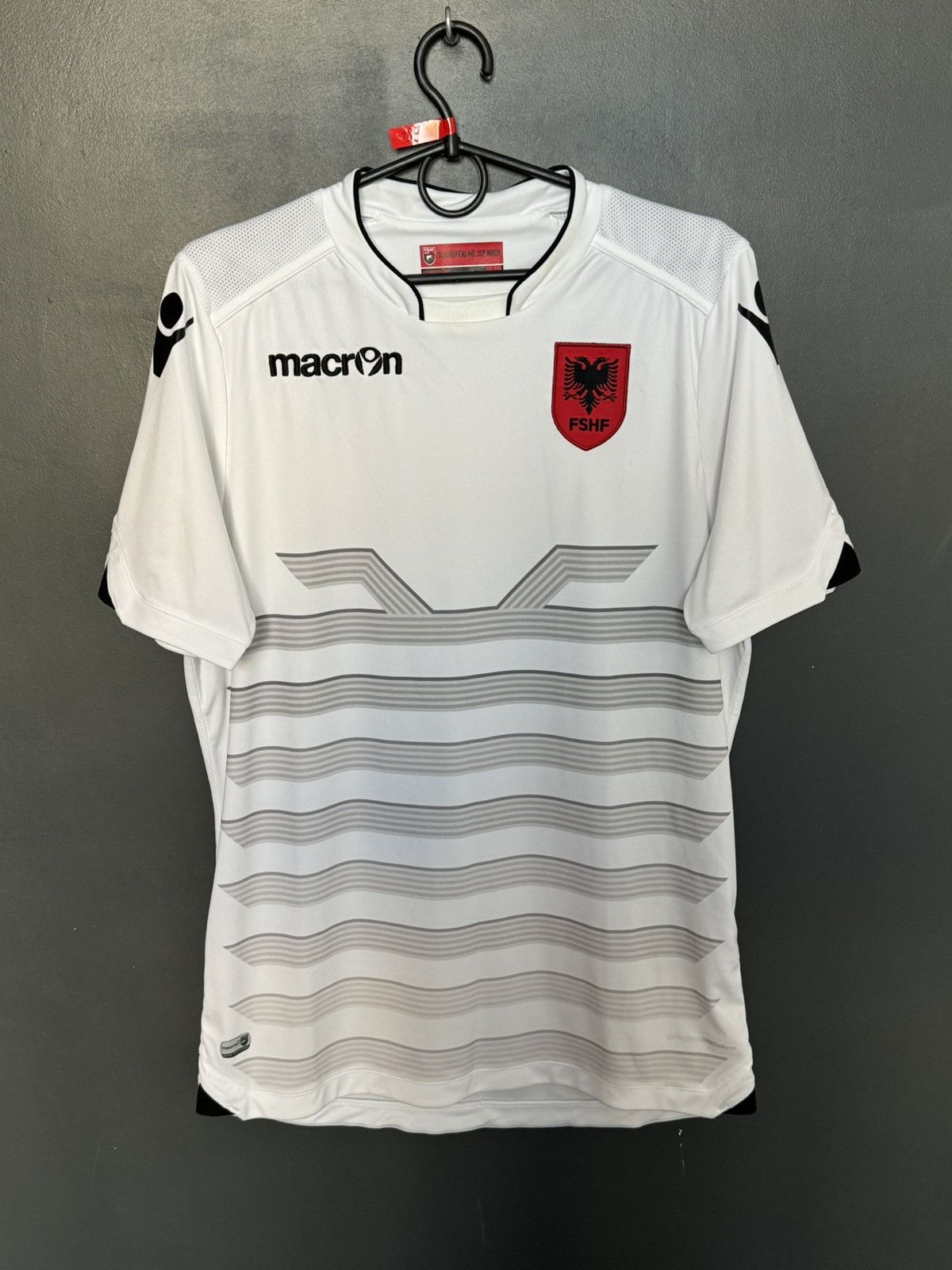 Macron Albania National Team 16/17 Away Krasniqi Football Jersey Size US L / EU 52-54 / 3 - 2 Thumbnail