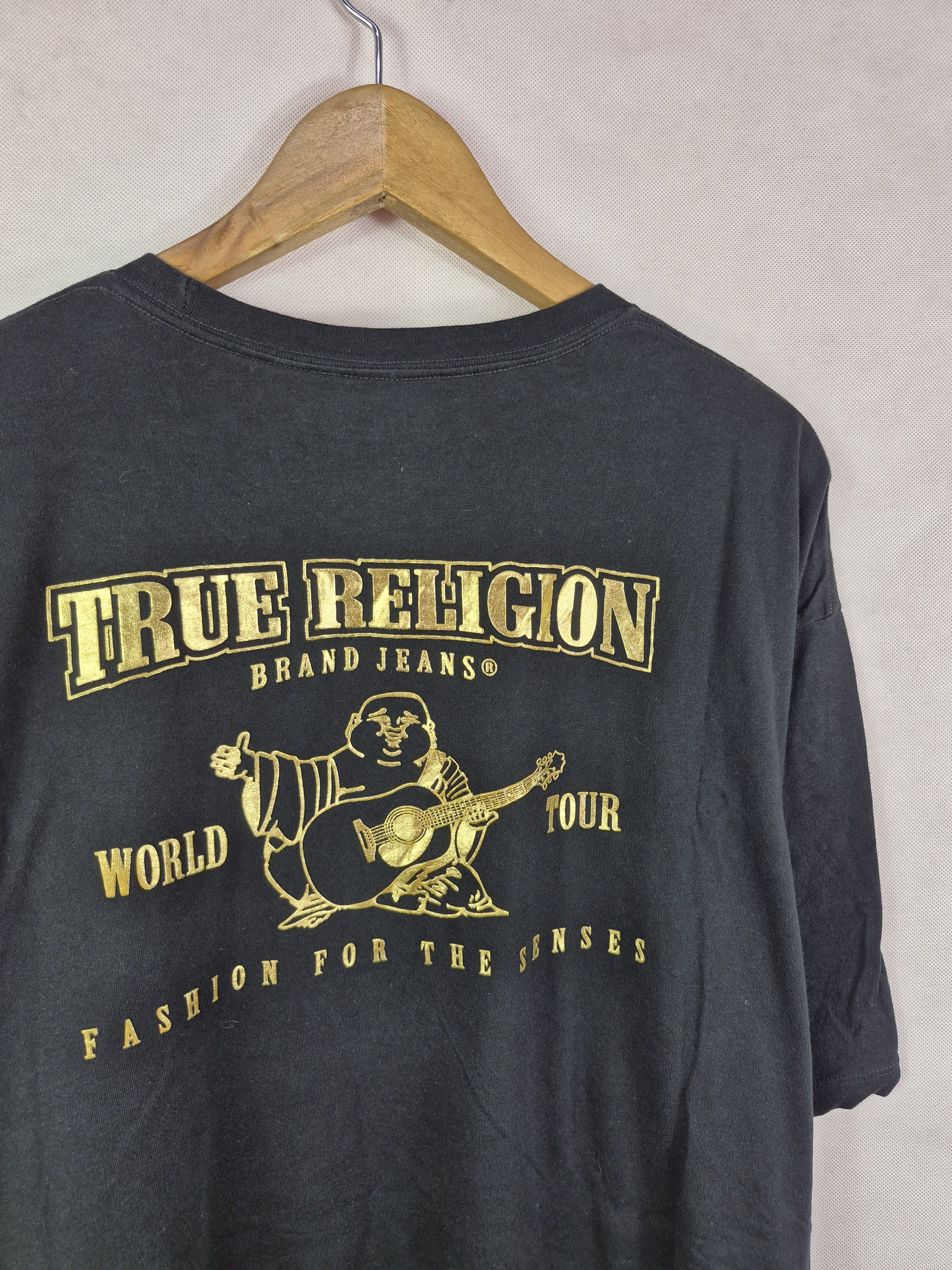 True Religion 🔥 True Religion Metallic Gold Big Logo Tee Size US XXL / EU 58 / 5 - 3 Thumbnail