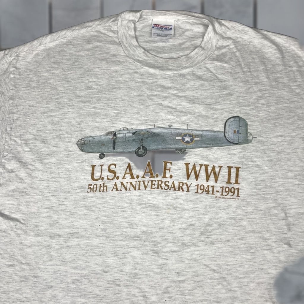 Hanes VINTAGE USAAF WW2 Anniversary T Shirt Adults XL Gray Military Airplane Plane Rare Hanes Beefy-T M◦ Size US XL / EU 56 / 4 - 1 Thumbnail