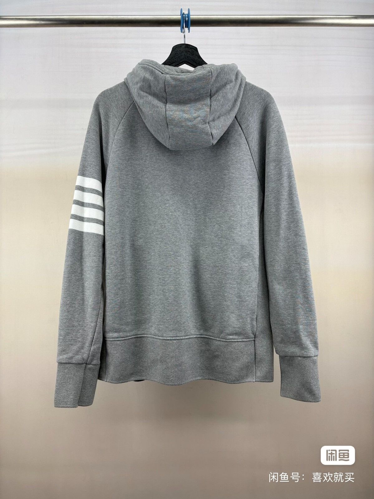 Thom Browne Thom Browne Gray four-bar zipper hoodie Size US XXL / EU 58 / 5 - 2 Thumbnail