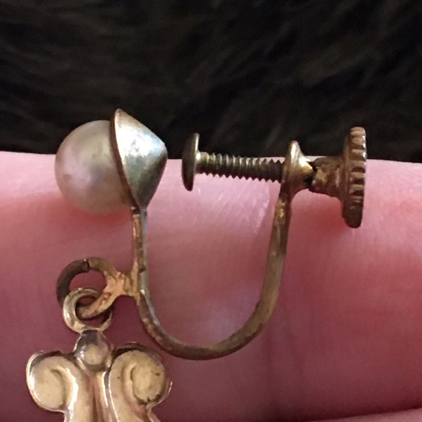 Vintage Vintage 50s gold tone pearl accent earrings Size ONE SIZE - 6 Thumbnail