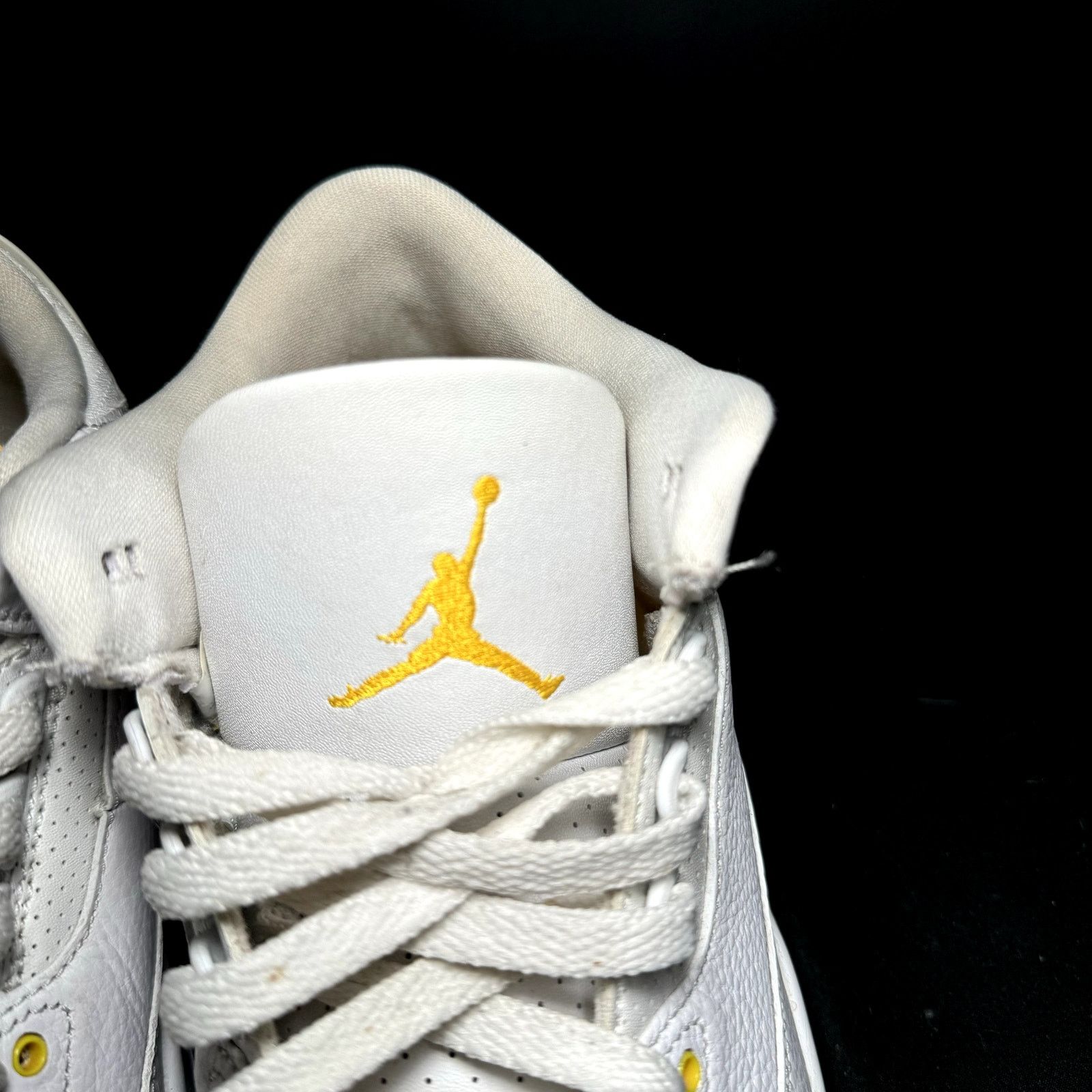 Jordan Brand × Nike Air Jordan 3 Retro Laser Orange Women's Shoes - Size 7.5 Size US 7.5 / IT 37.5 - 5 Thumbnail