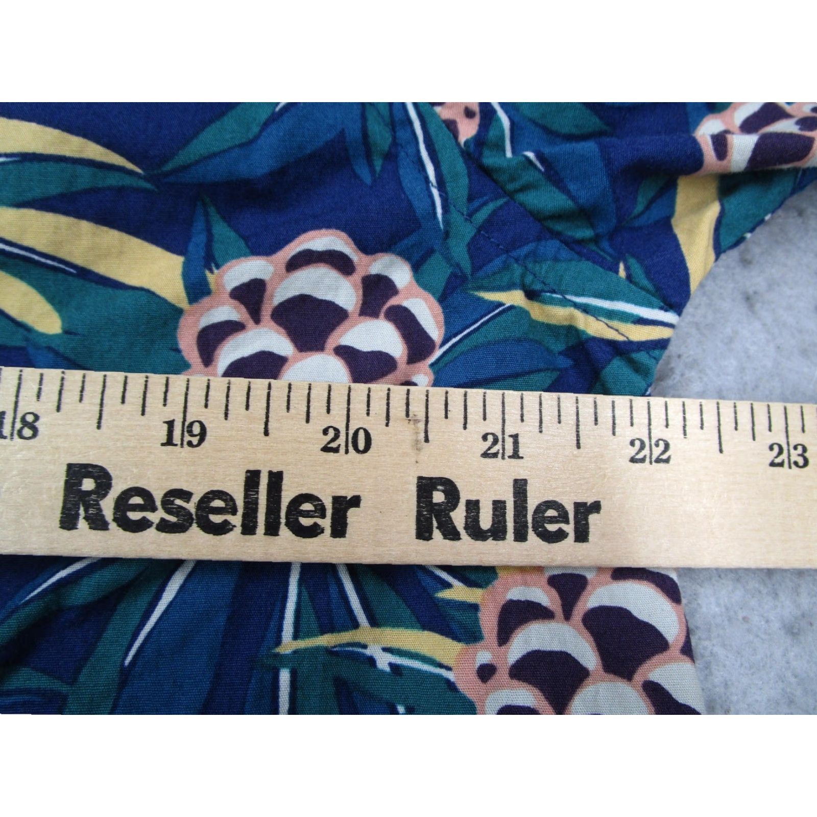 Katin Katin Blue Hawaiian Aloha Shirt Adult XL Short Sleeve Button-Up Floral Tropical Mens Size US XL / EU 56 / 4 - 6 Thumbnail