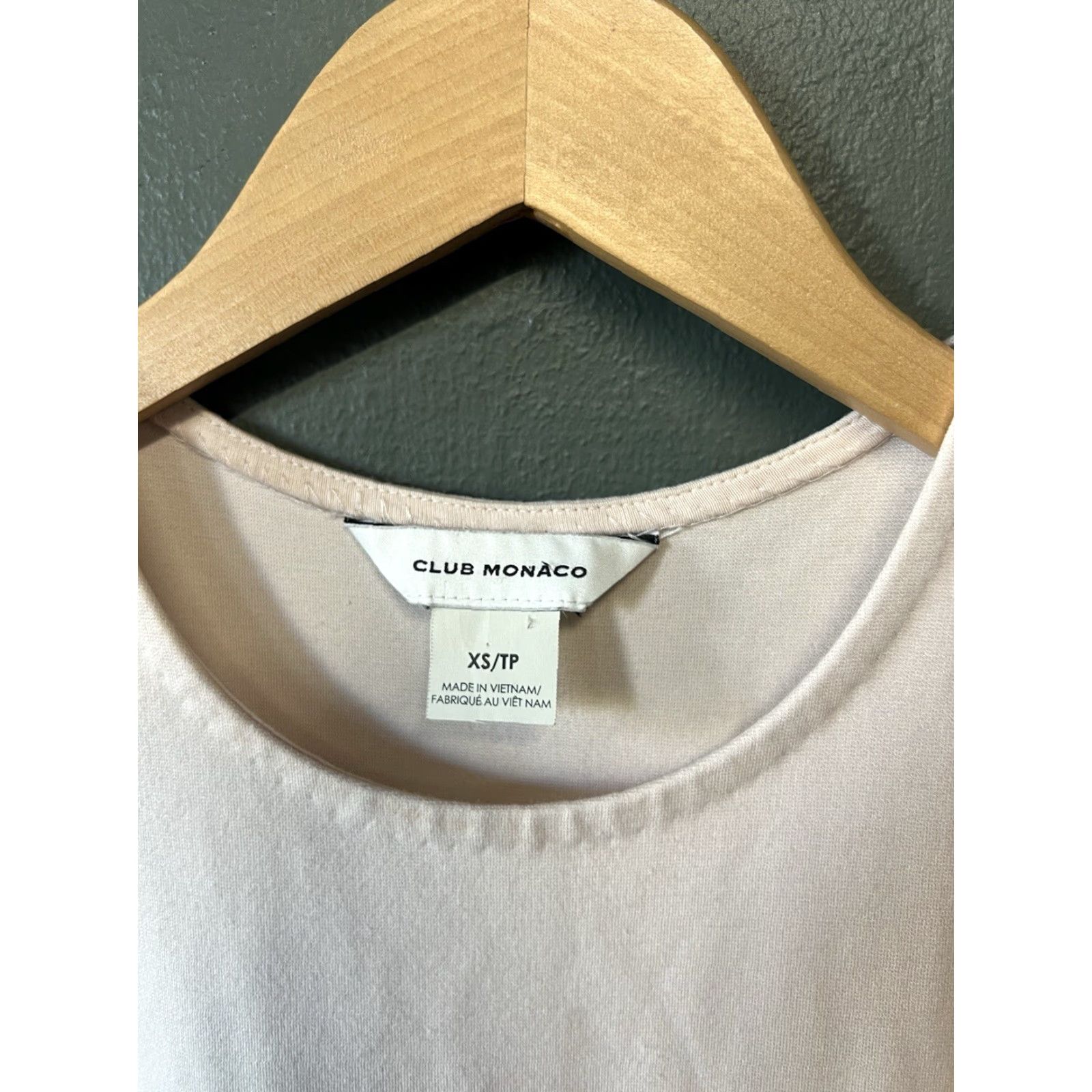 Club Monaco VINTAGE Club Monaco Womens Light Pink Sleeveless Shirt Dress XS Shirt Dress Womens XS Pink Solid 34 Short 15 Pit to Pit Size XS / US 0-2 / IT 36-38 - 3 Thumbnail
