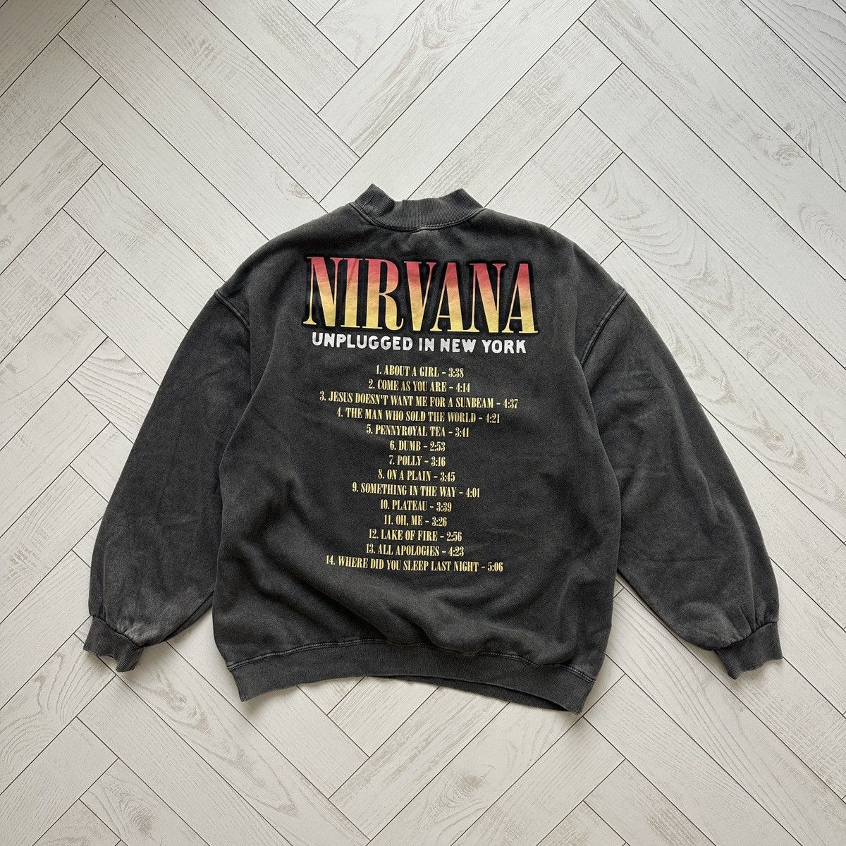 Other Vintage Nirvana Kurt Cobain Unplugged NY Washed Sweatshirt Size M / US 6-8 / IT 42-44 - 5 Thumbnail