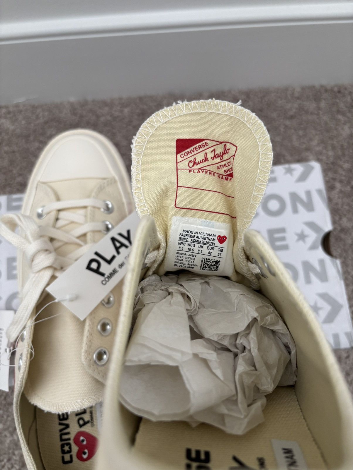 Comme des Garcons PLAY × Converse Comme Des Garcons Play x Converse Chuck Taylor Size US 8.5 / EU 41-42 - 6 Thumbnail