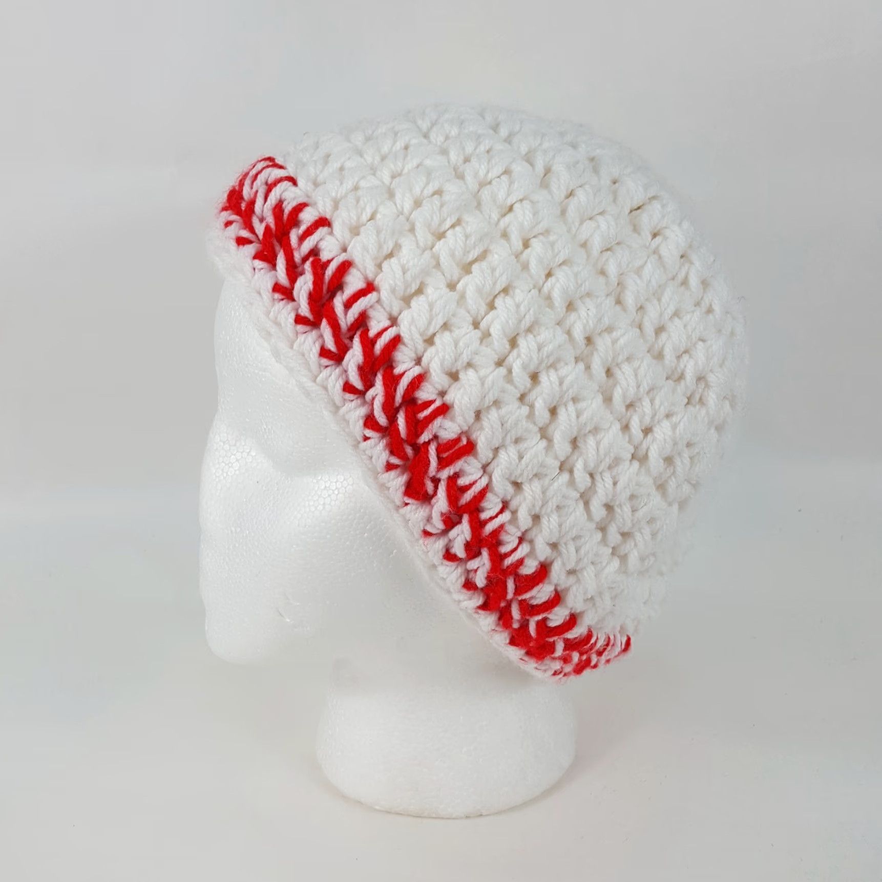 Vintage VINTAGE 80s Chunky Knit Red Striped One Size Beanie Toboggan Winter Hat Cap Size ONE SIZE - 3 Thumbnail