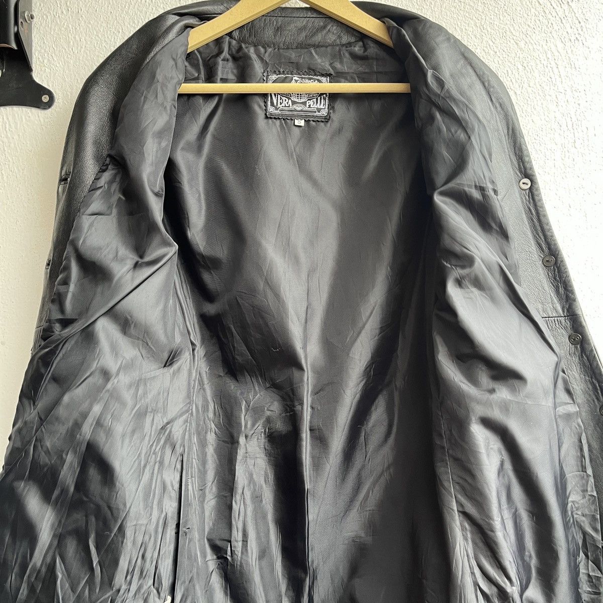 Leather × Vera Pelle Vintage Vera Pelle Long Coat Designer Leather Jacket Italy Size US S / EU 44-46 / 1 - 16 Thumbnail