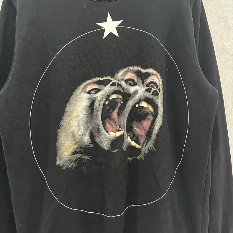 Givenchy Givenchy Classic black five star double monkey sweater, si Size US M / EU 48-50 / 2 - 4 Thumbnail